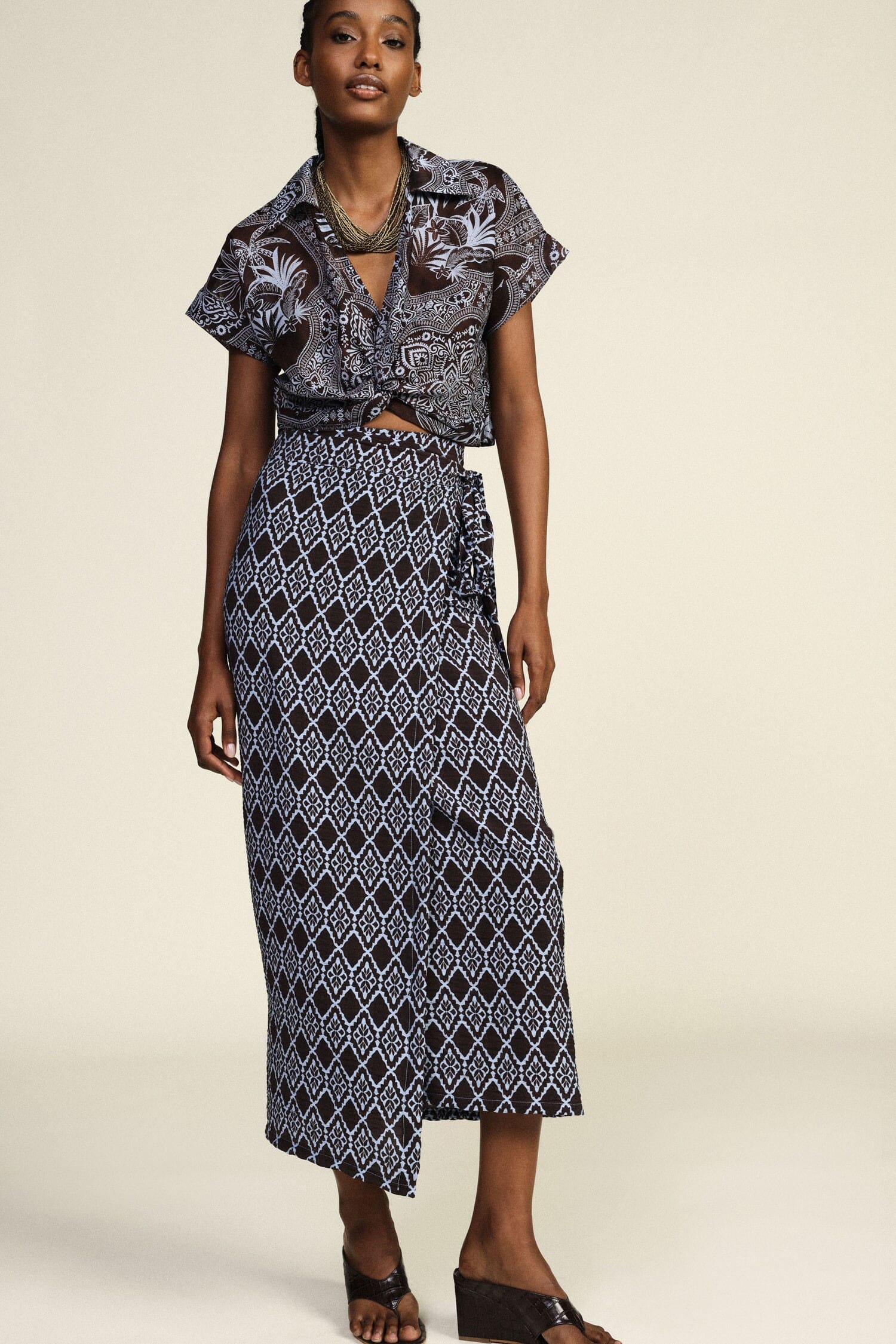 Long Wallet Skirt With Geometric Print Dixie