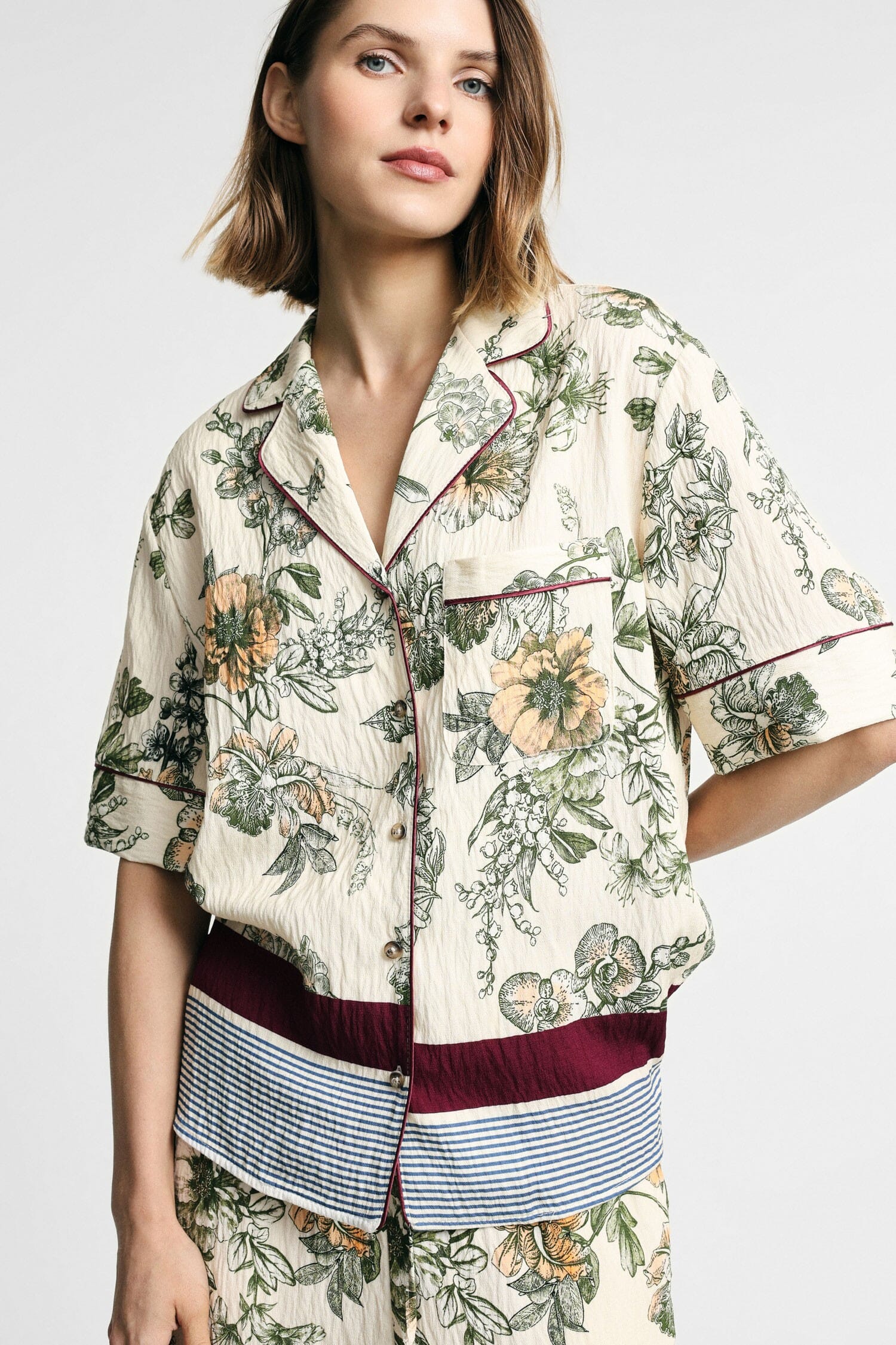 Camicia Boxy Fantasia Floreale E Righe Please