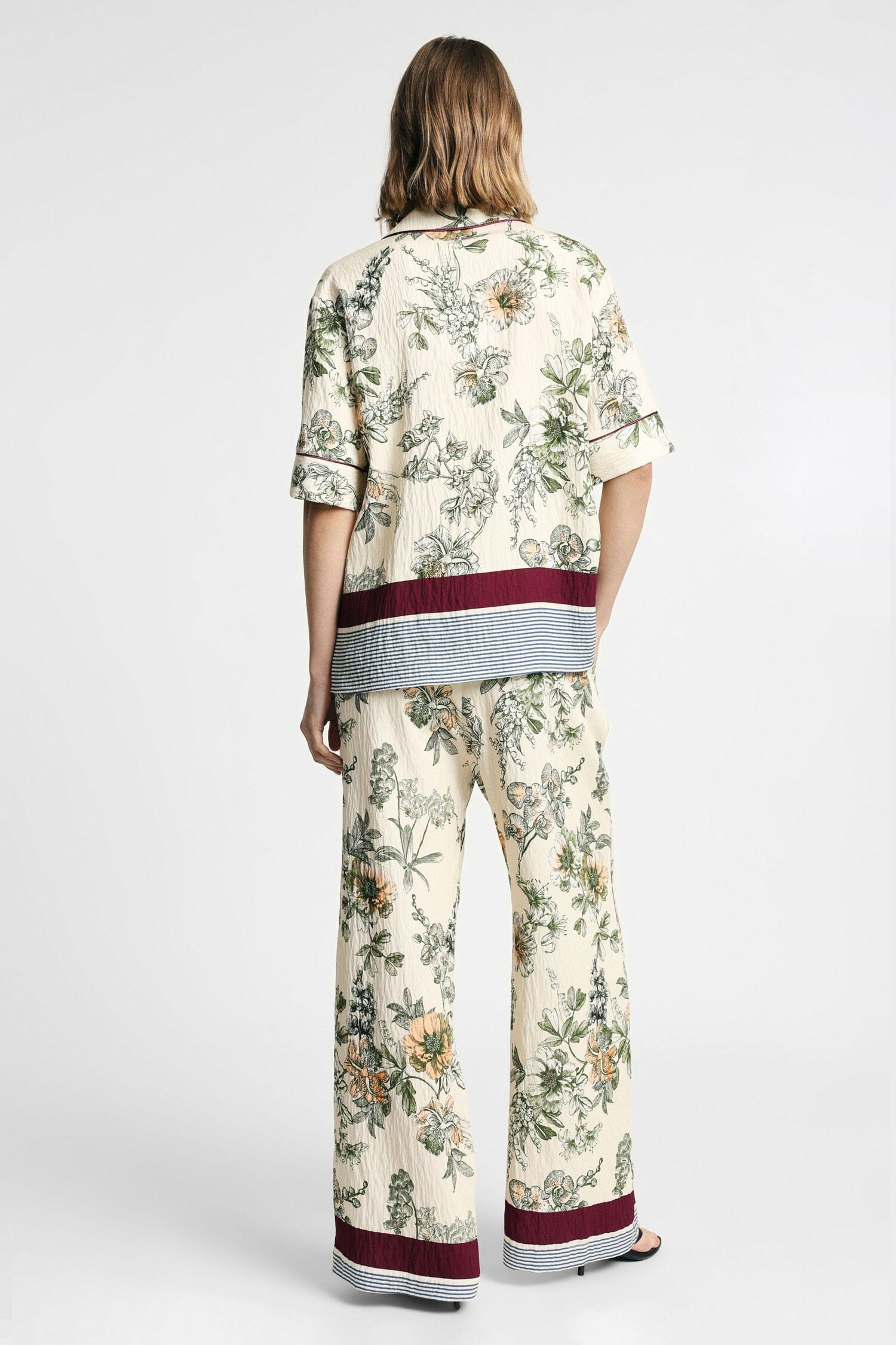 Pantaloni Palazzo Stampa Floreale E Banda A Contrasto Please