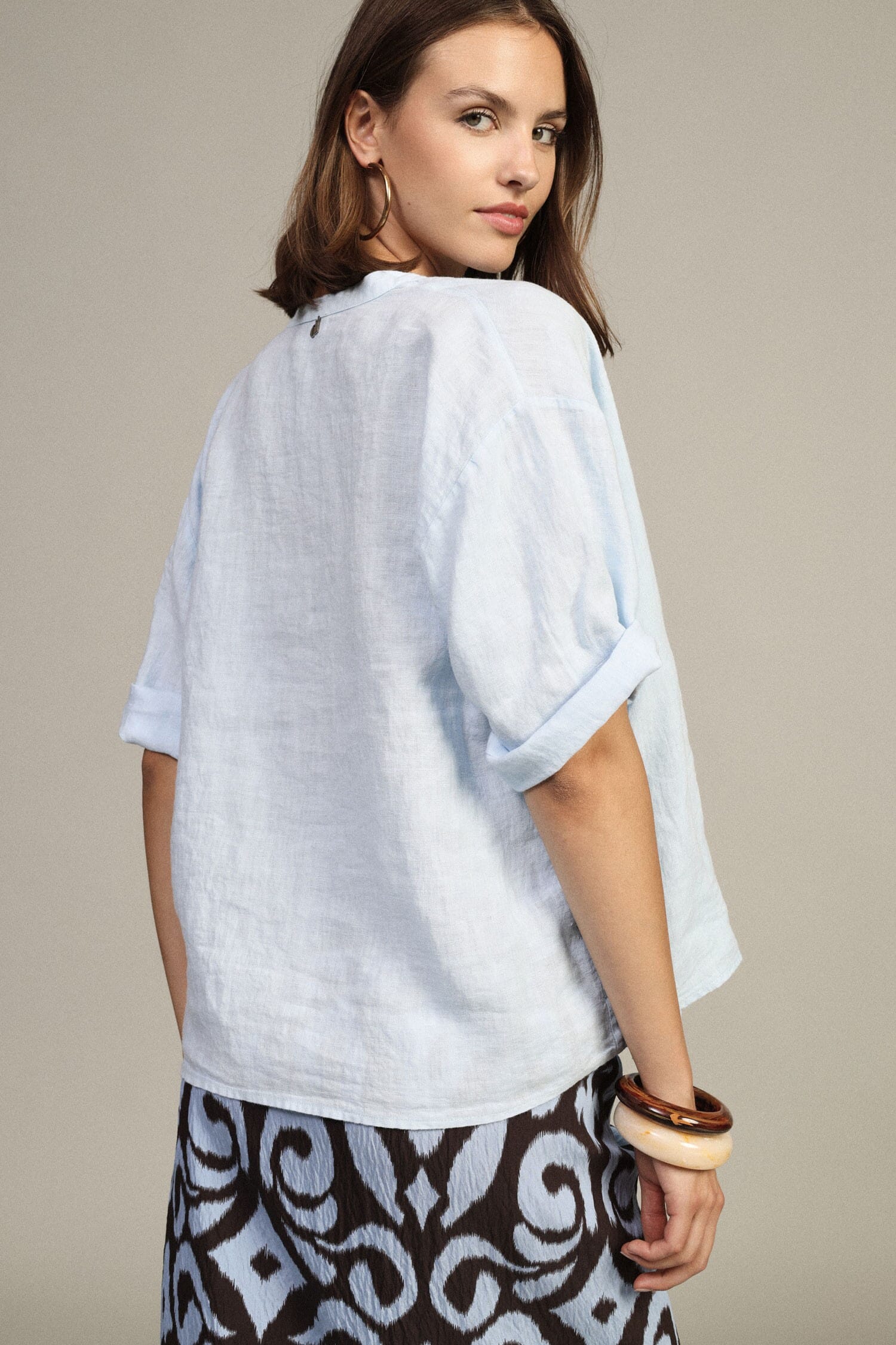 Camicia Girocollo A Maniche Corte Con Bottoni Dixie