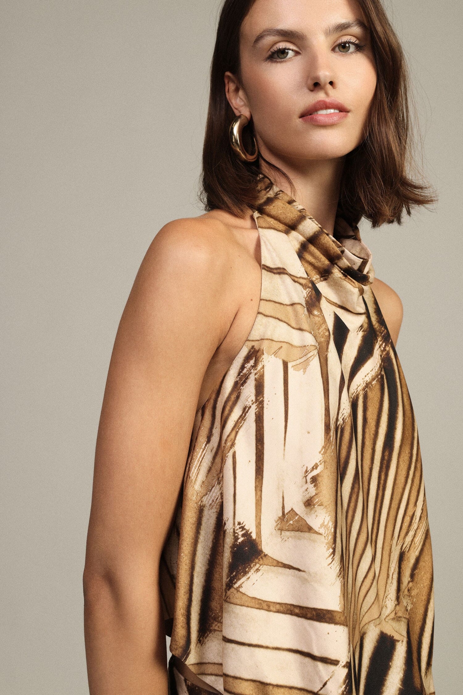 Dixie Pointed Geometric Print Neckline Top