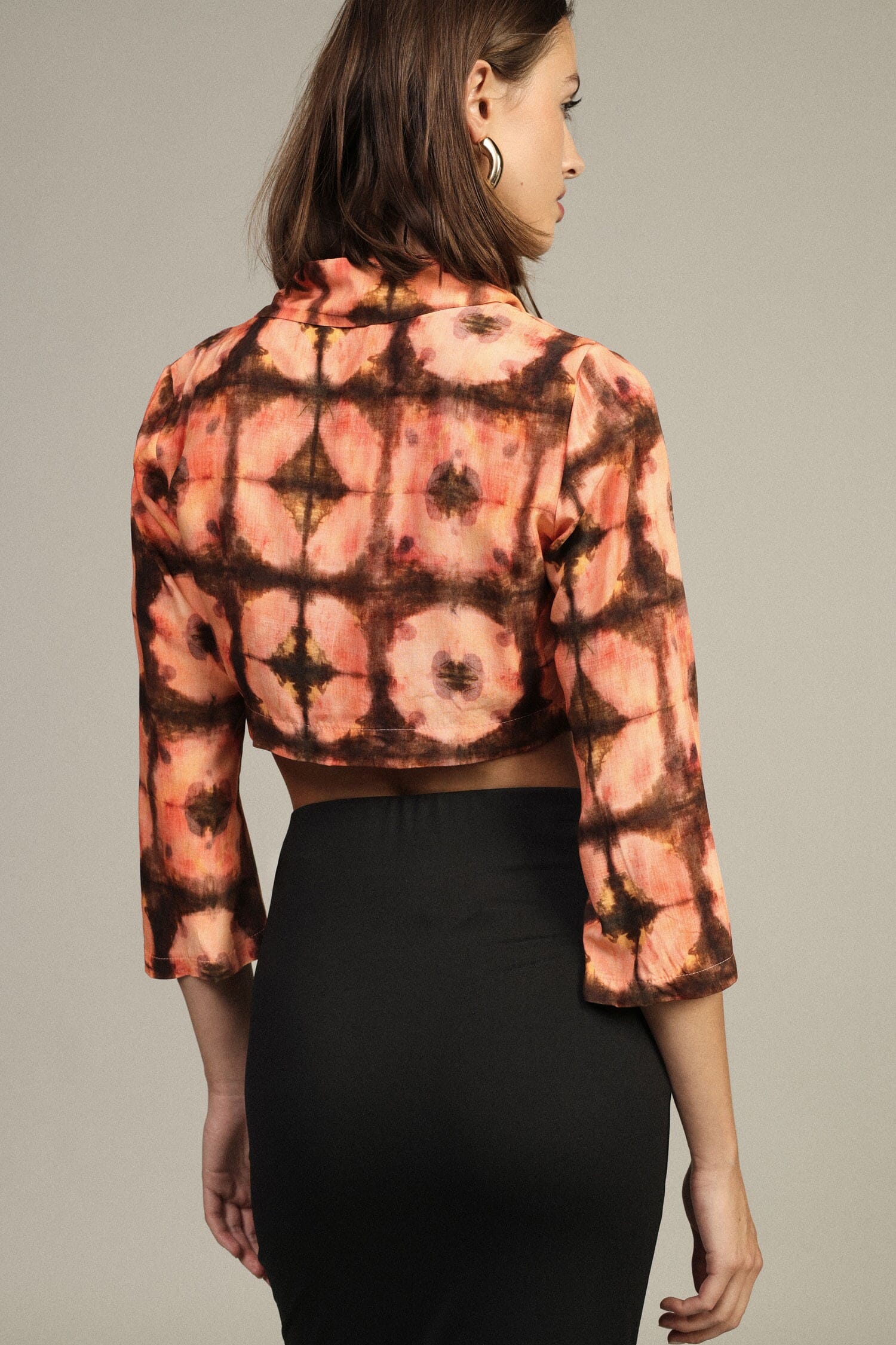Fantasy Cropped Shirt With Front Knot Dixie