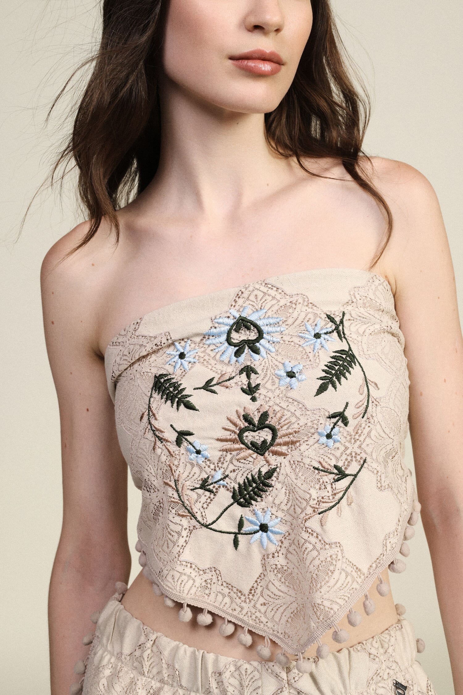 Bandana avec broderie florale et détails à franges « Dixie »