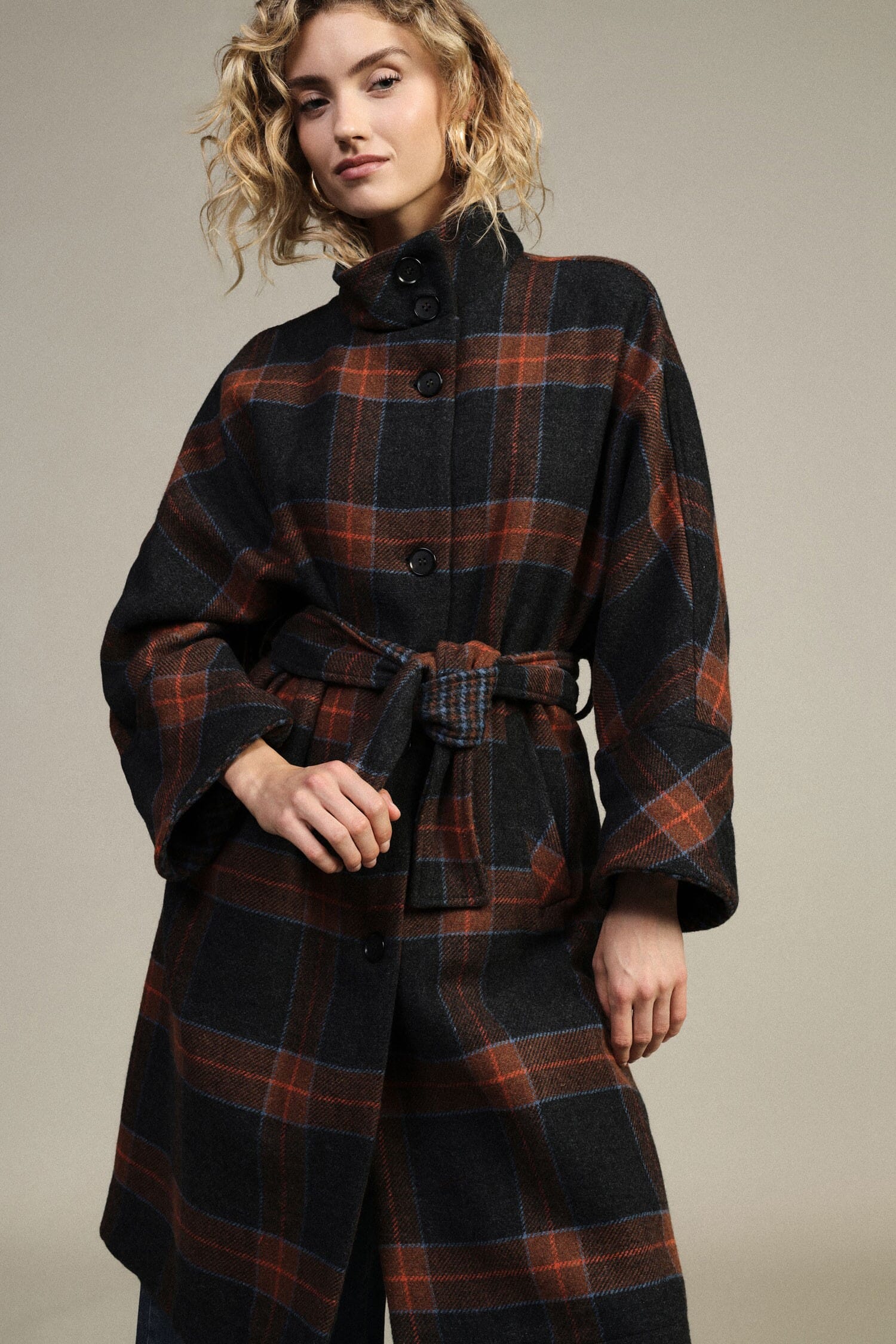 Cappotto A Quadri Con Cintura E Chiusura A Bottoni Dixie