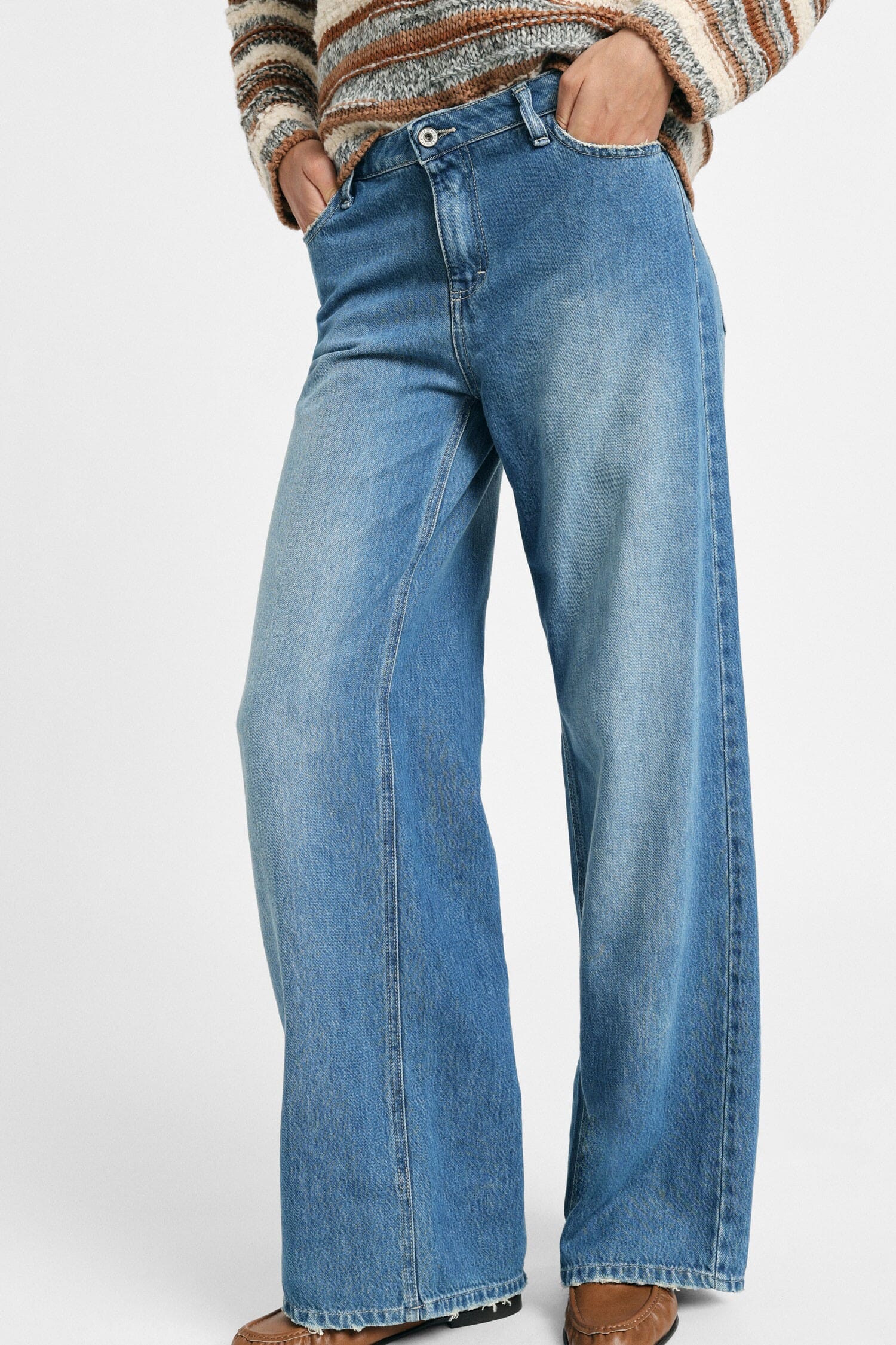 Jeans Gamba Ampia Con Fondo Sfrangiato Please