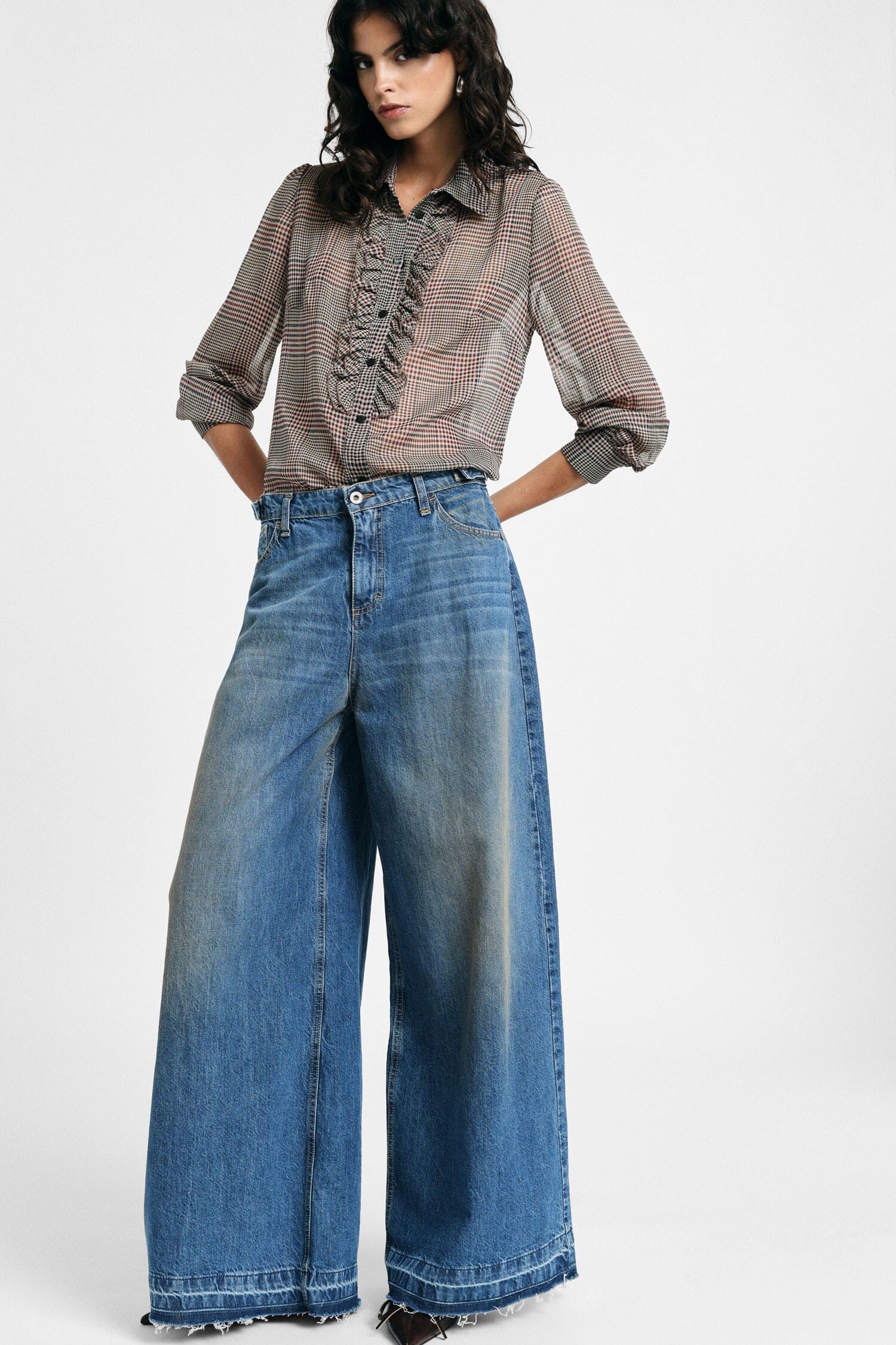 Jeans A Gamba Larga Con Fondo Ampio Please