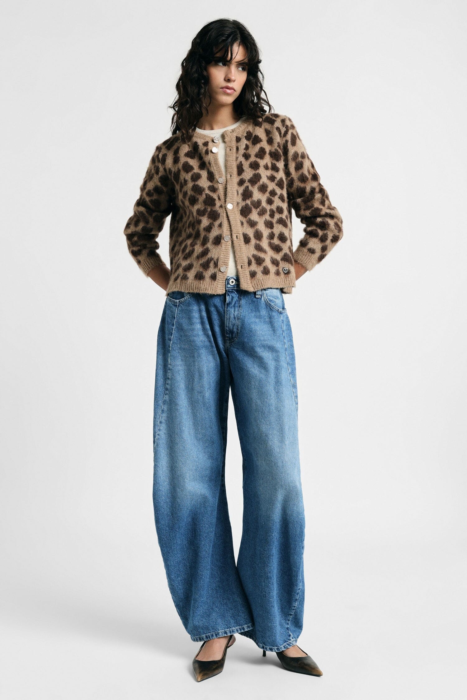 Jeans A Gamba Larga Con Pince Frontali Please