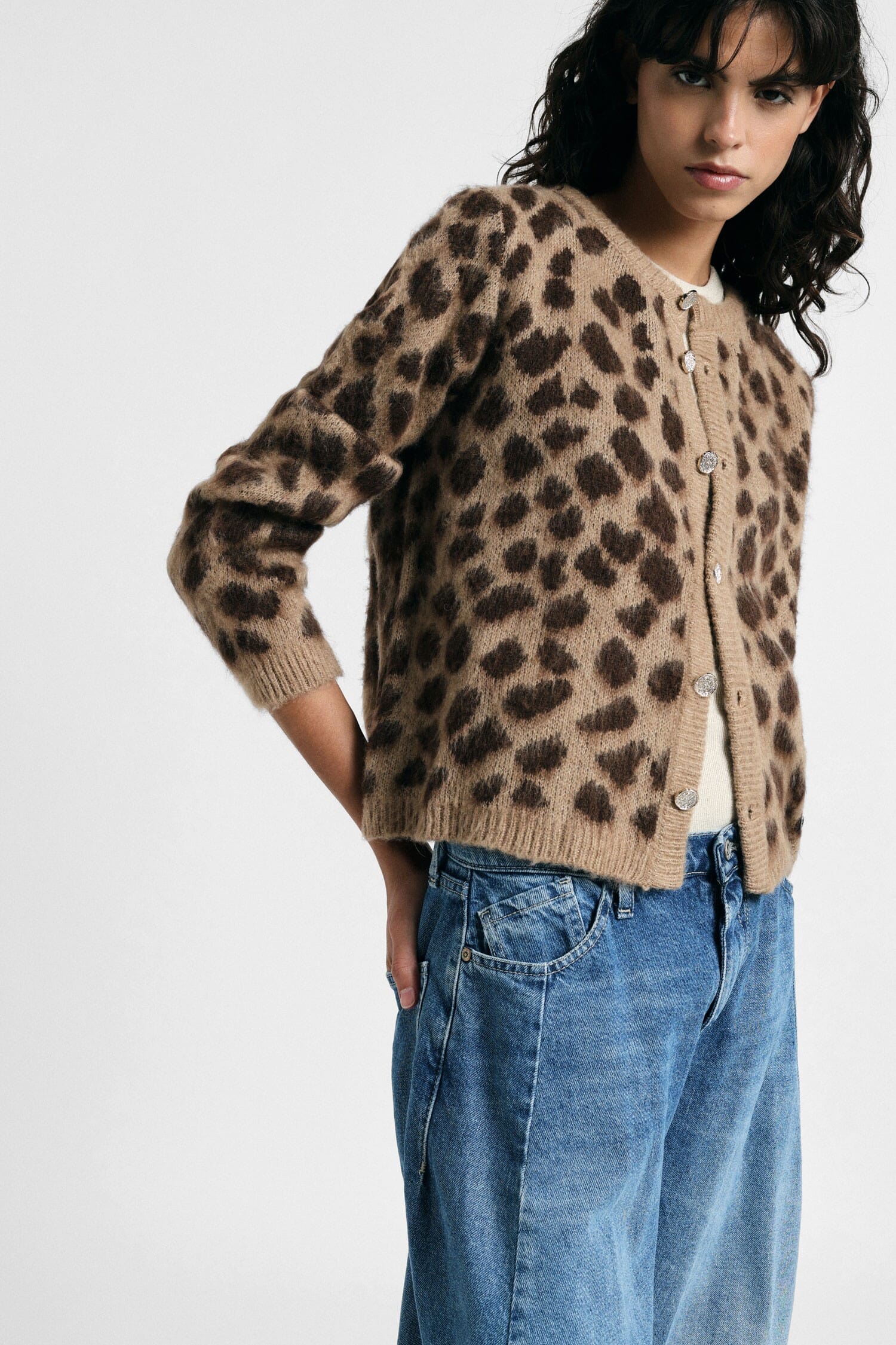 Cardigan court à imprimé tacheté avec boutons « Please »