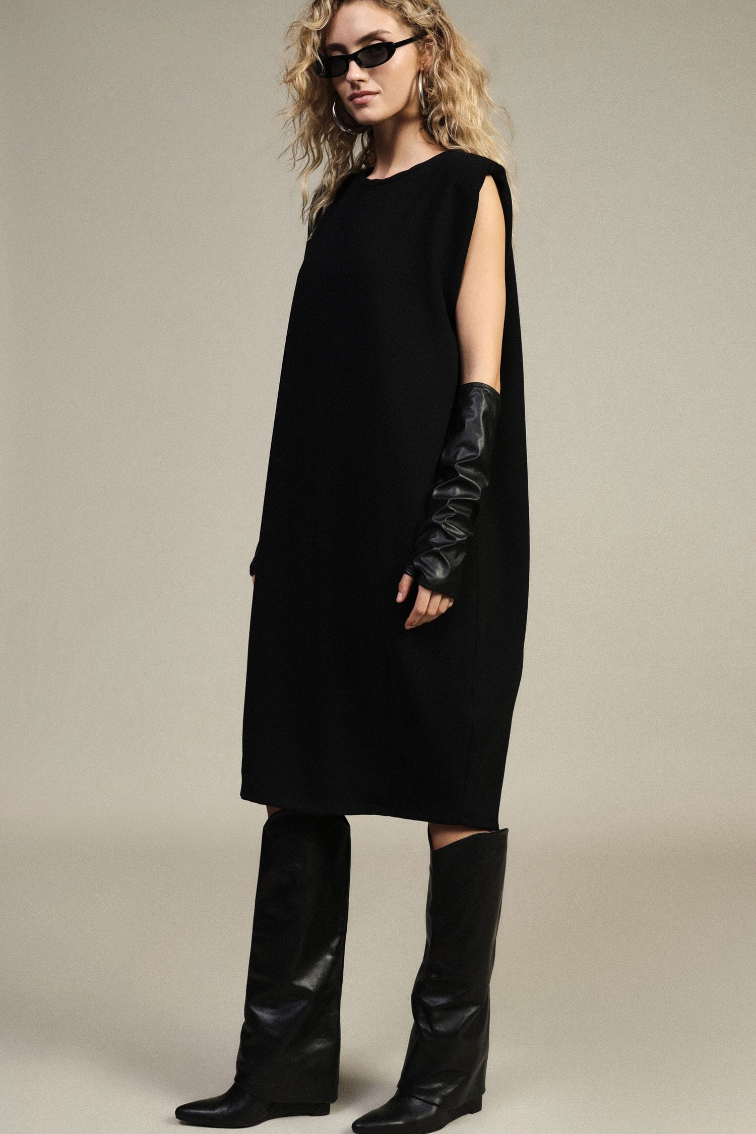 Robe midi sans manches avec gants amovibles Dixie