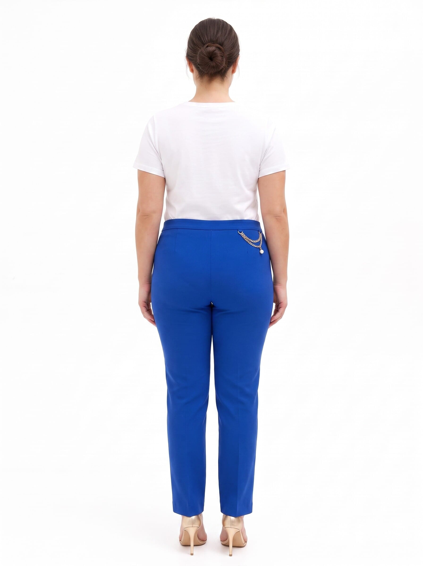 Pantaloni Curvy Dritti In Scuba Crepe Con Dettaglio Gioiello Catene E Perla Rinascimento Curvy