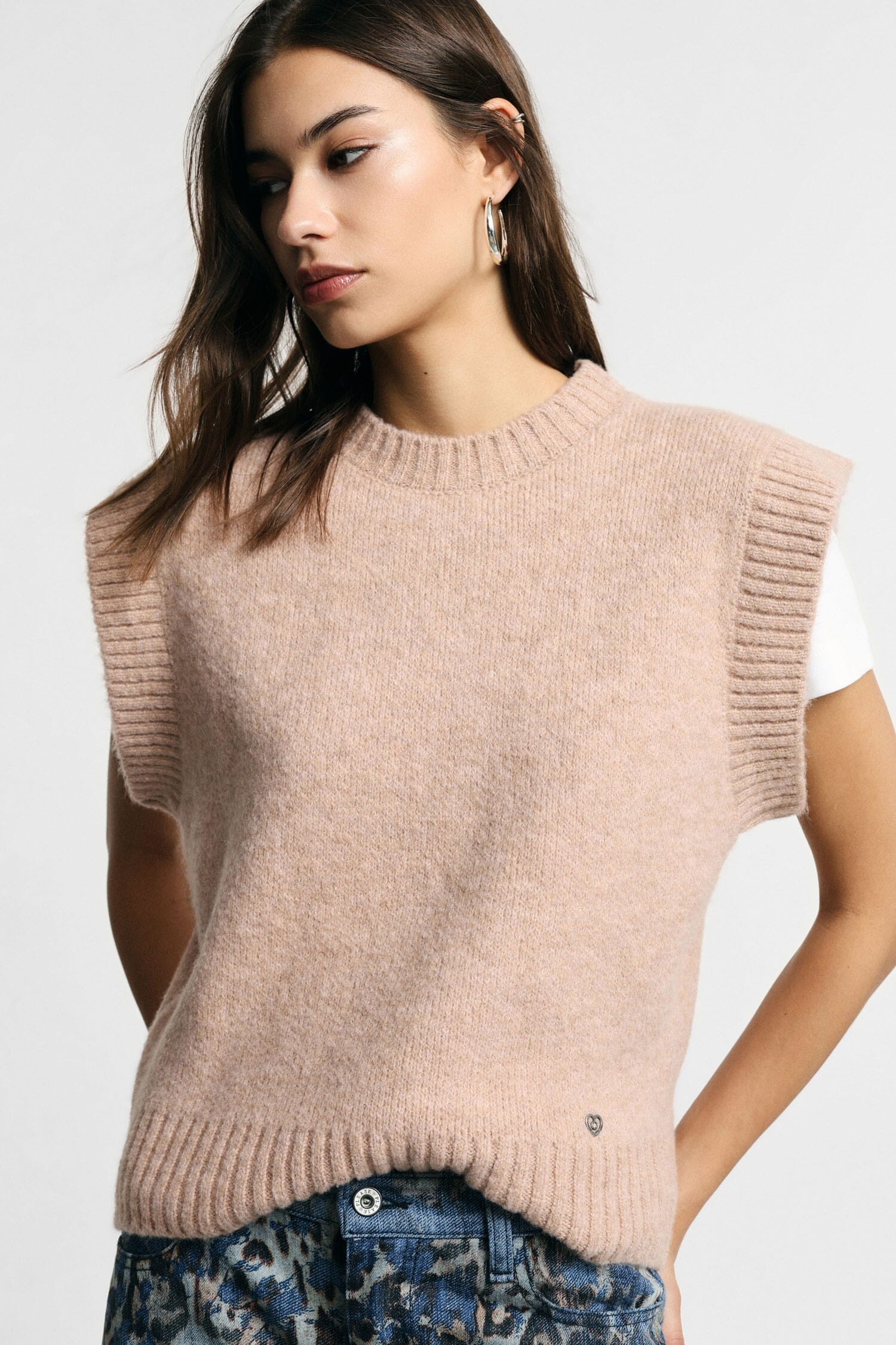 Sleeveless Jumper with Ribbed Trim, Please