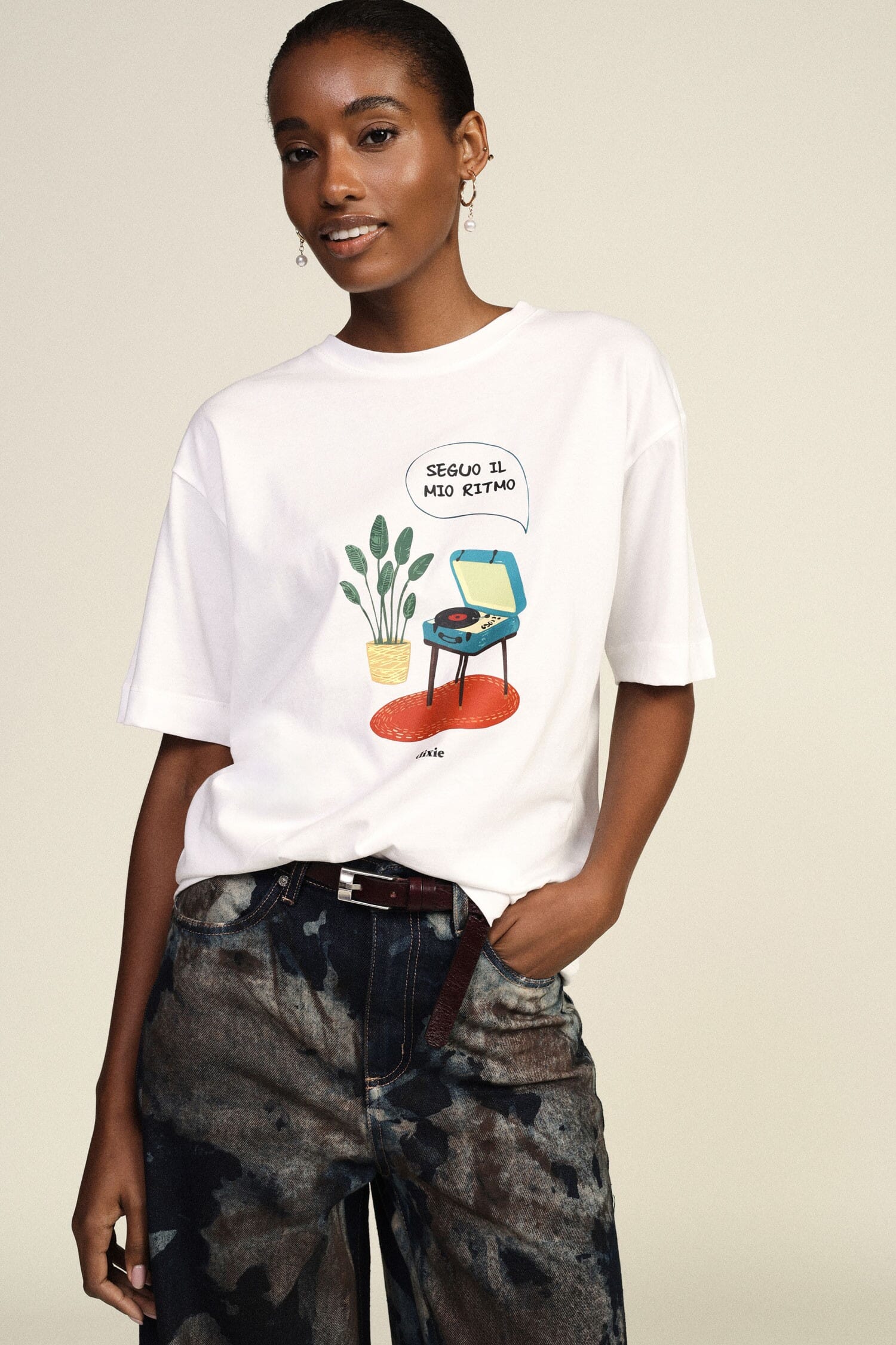 T-Shirt Girocollo Stampa Giradischi Oversize Dixie