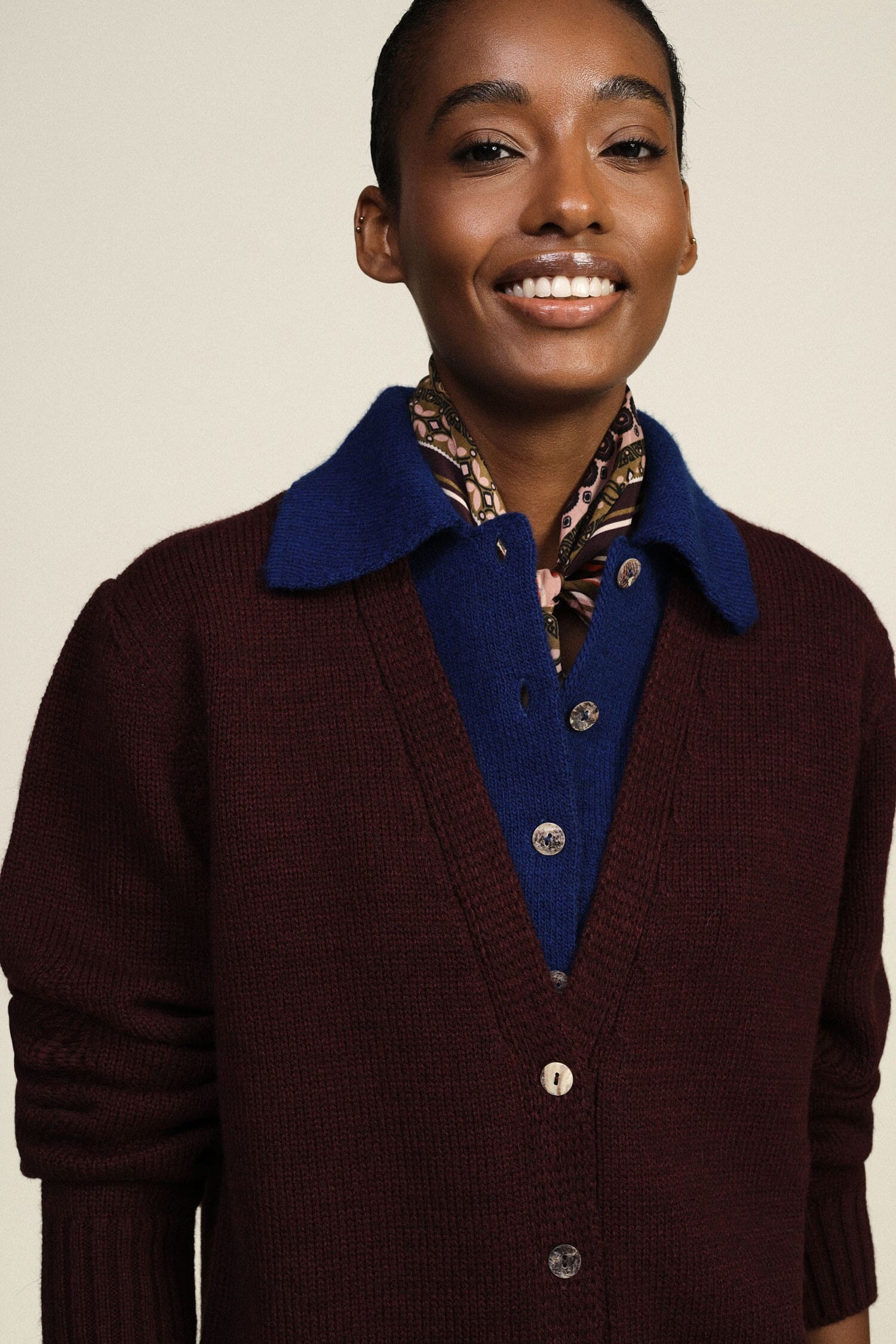Cardigan Con Colletto A Contrasto E Bottoni Dixie