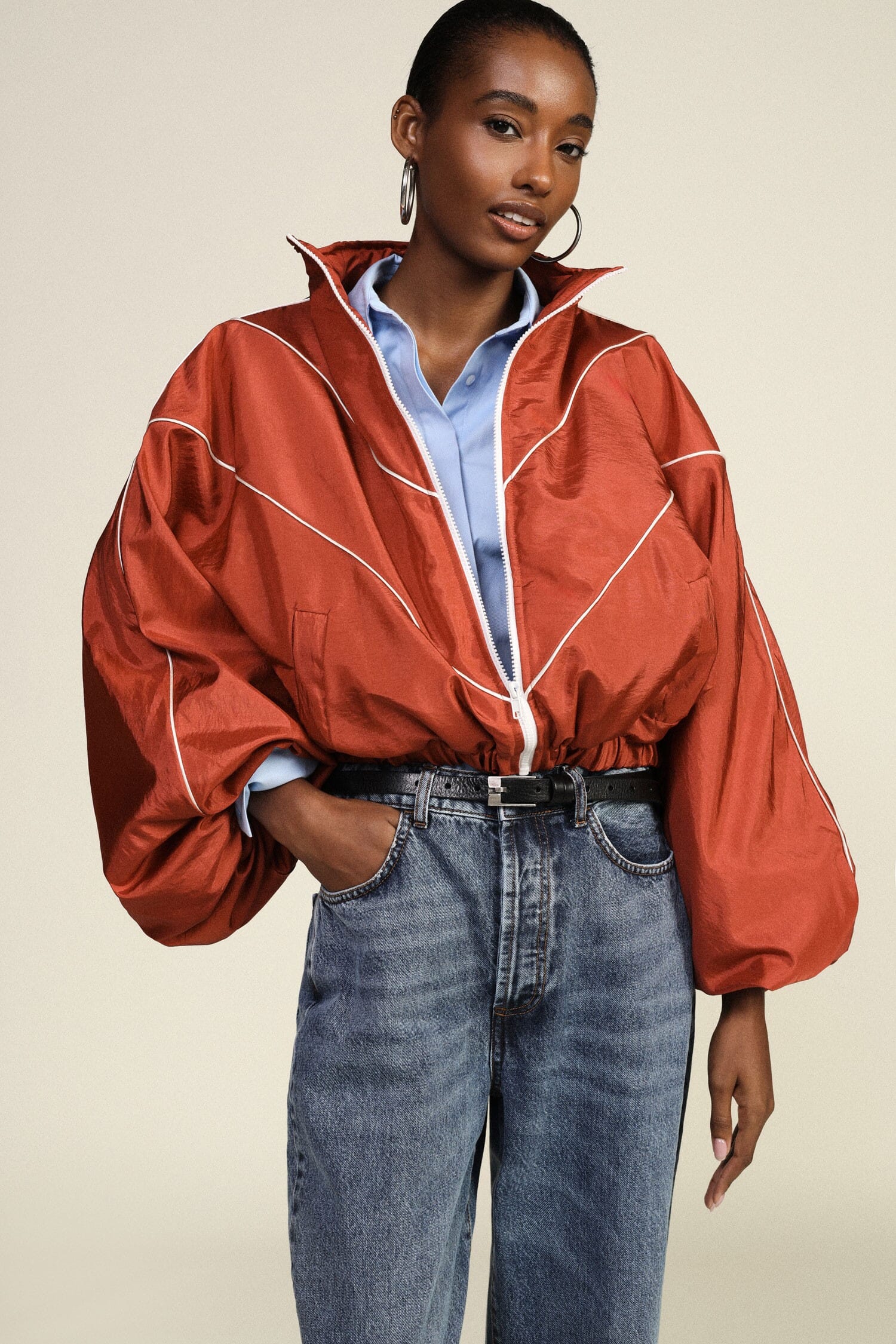 Bomber Corta Con Maniche Balloon E Zip Dixie
