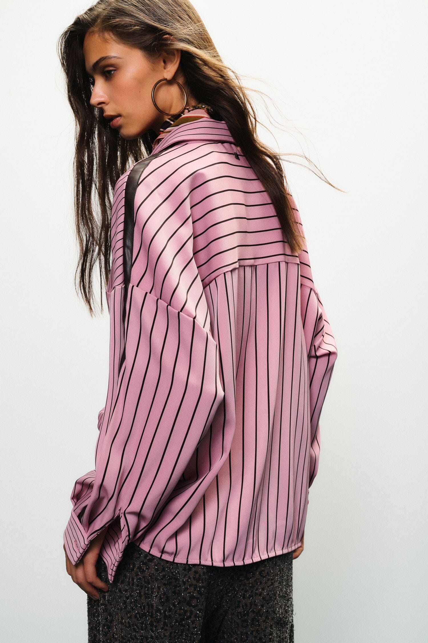 Camicia Oversize A Righe Con Tasca Applicata Dixie