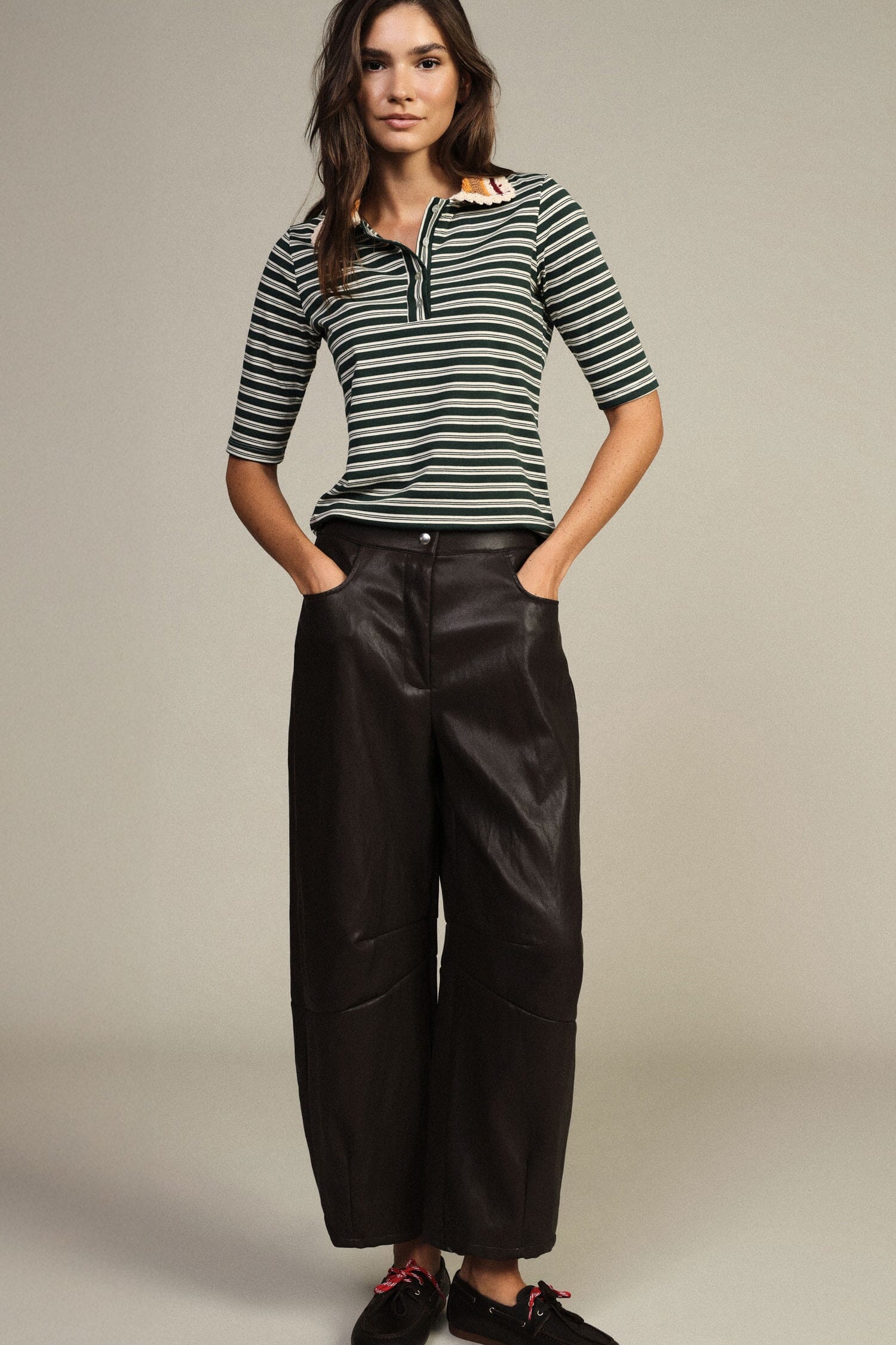 Pantaloni Ampi Vita Alta Con Tasche Oblique Dixie