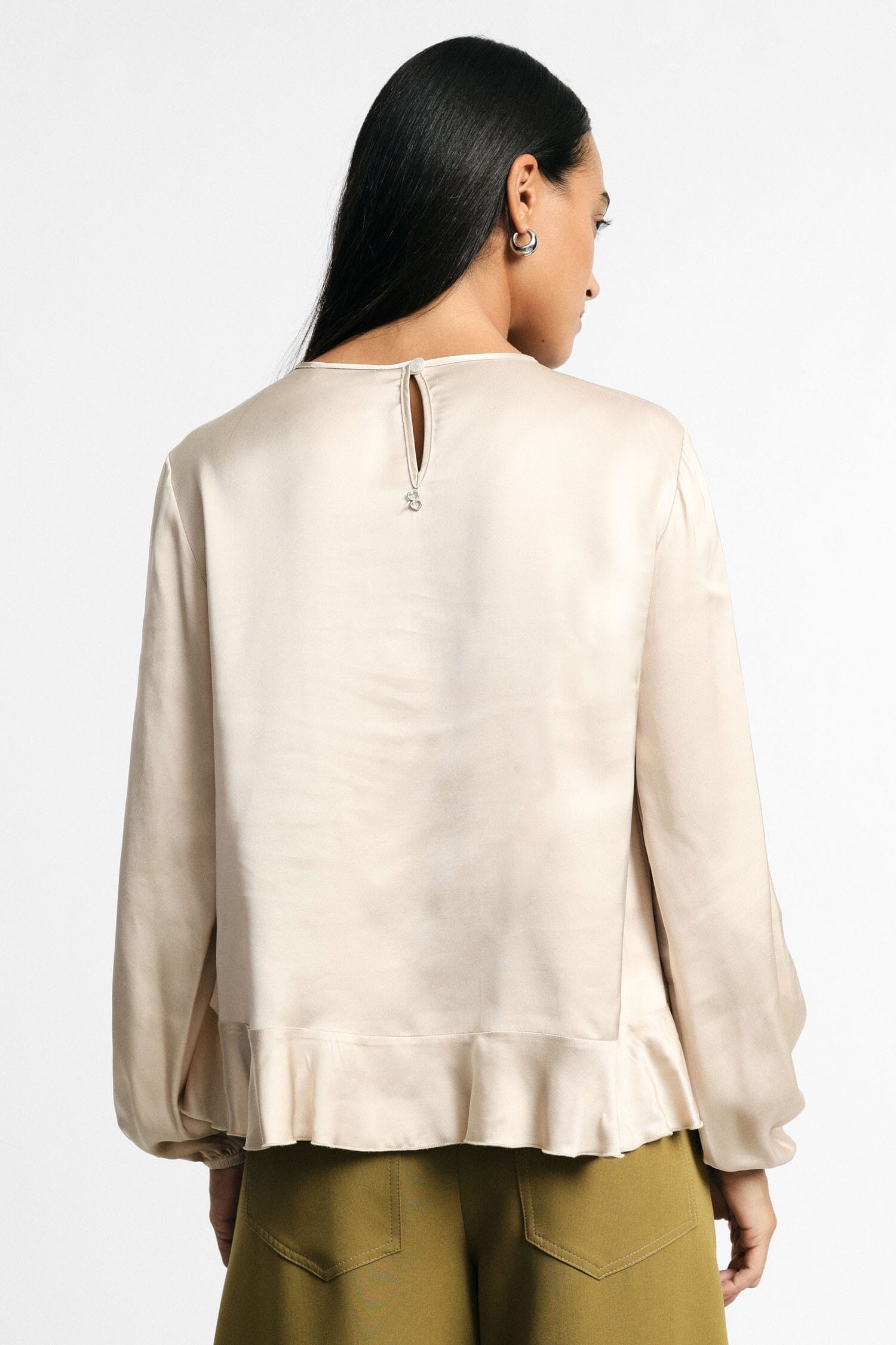 Blusa Girocollo Con Volant E Maniche Lunghe Please