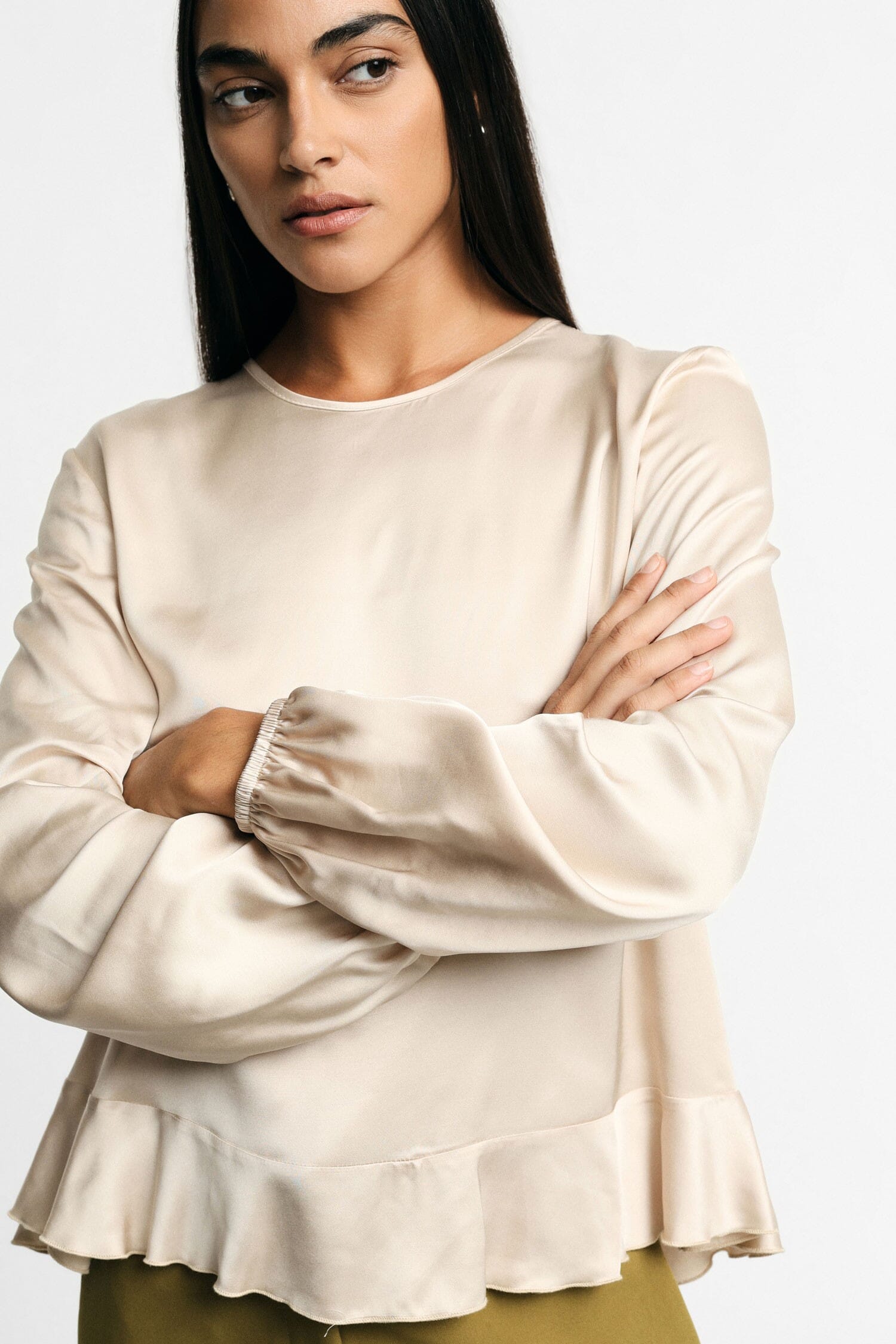 Blusa Girocollo Con Volant E Maniche Lunghe Please