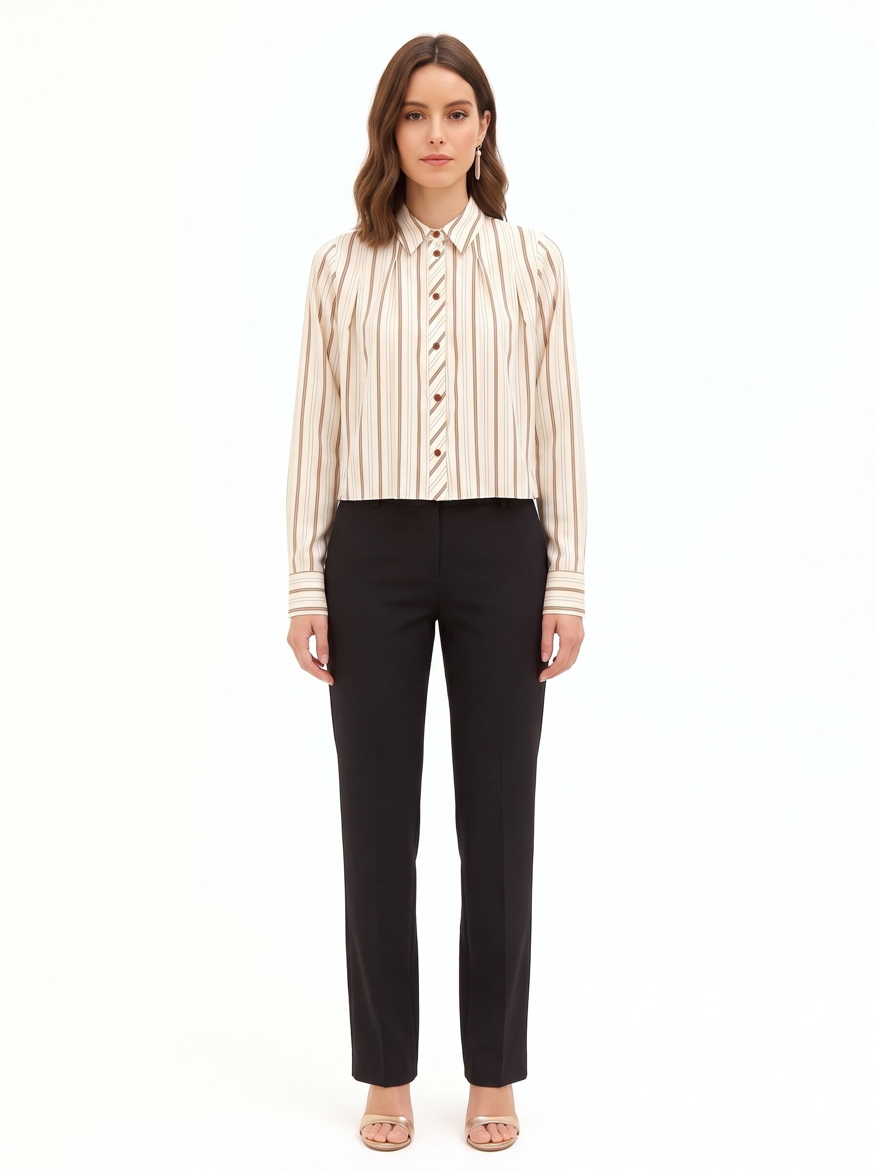 Loose-fitting, cropped shirt in a viscose blend with Rinascimento-style pleats