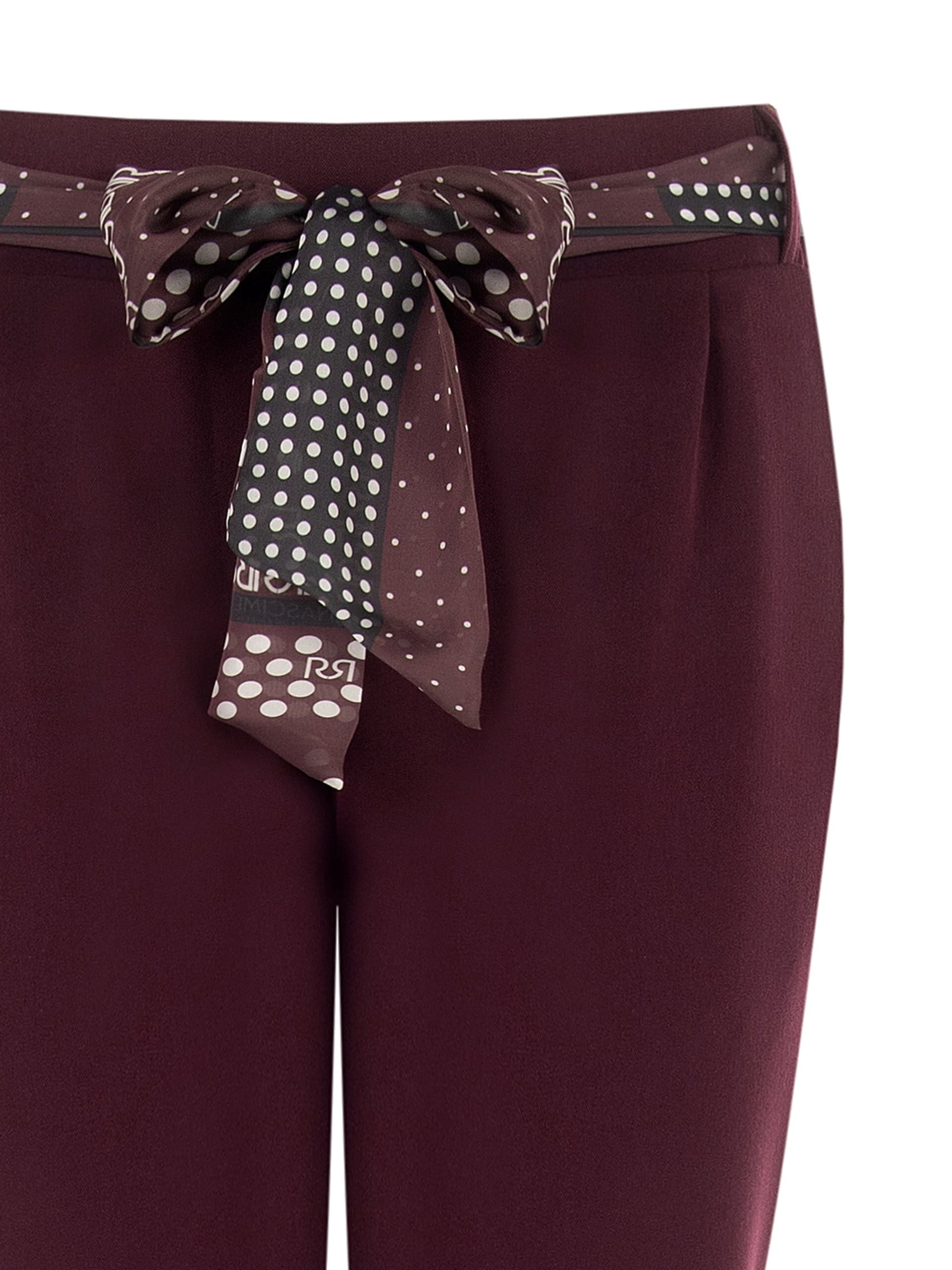 Skinny trousers in polyviscose with an elasticated waistband at the back and a Rinascimento-branded scarf