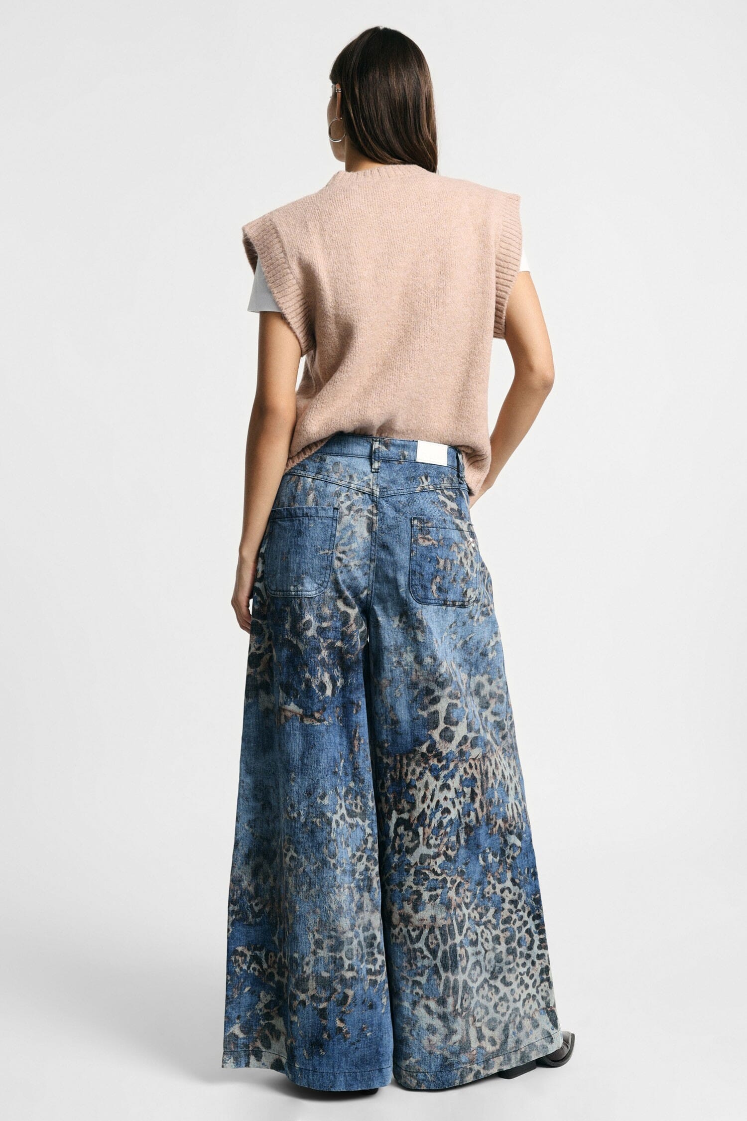 Jeans Animalier A Gamba Molto Ampia Vita Media Please