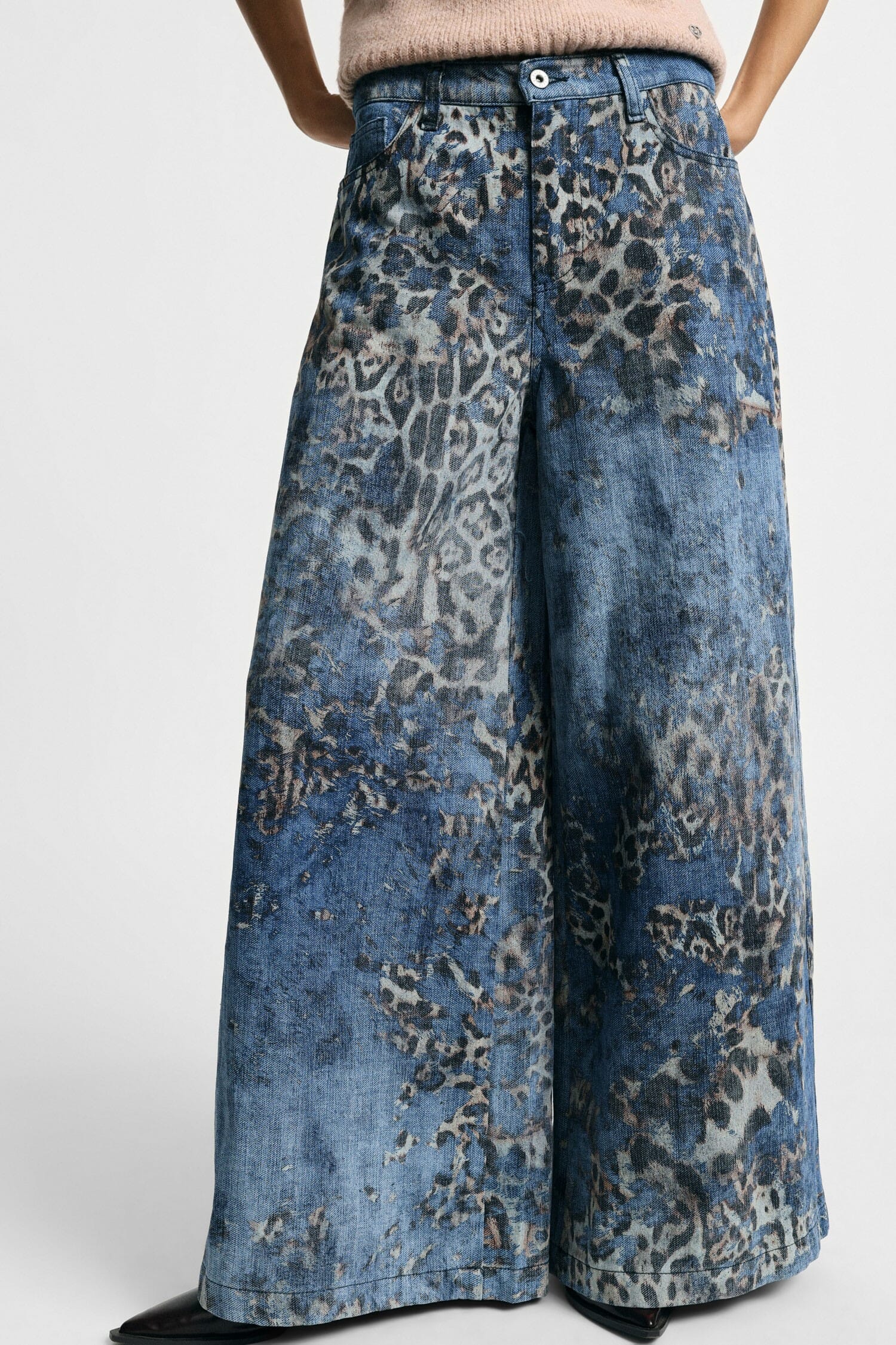 Jeans Animalier A Gamba Molto Ampia Vita Media Please
