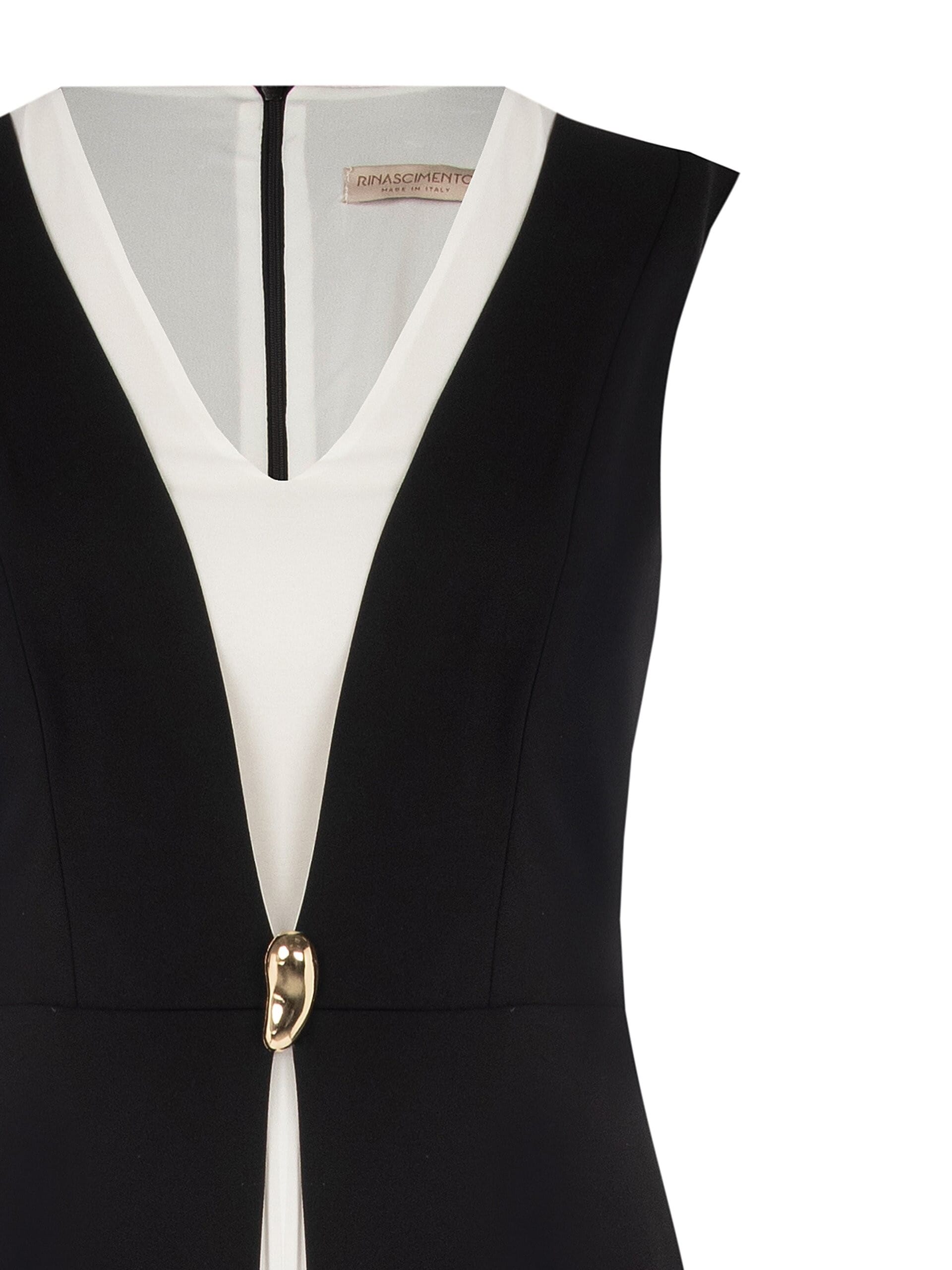 Long Curvy Dress in Two-Tone Scuba Crepe with Contrasting Pleated Panel – Rinascimento Curvy