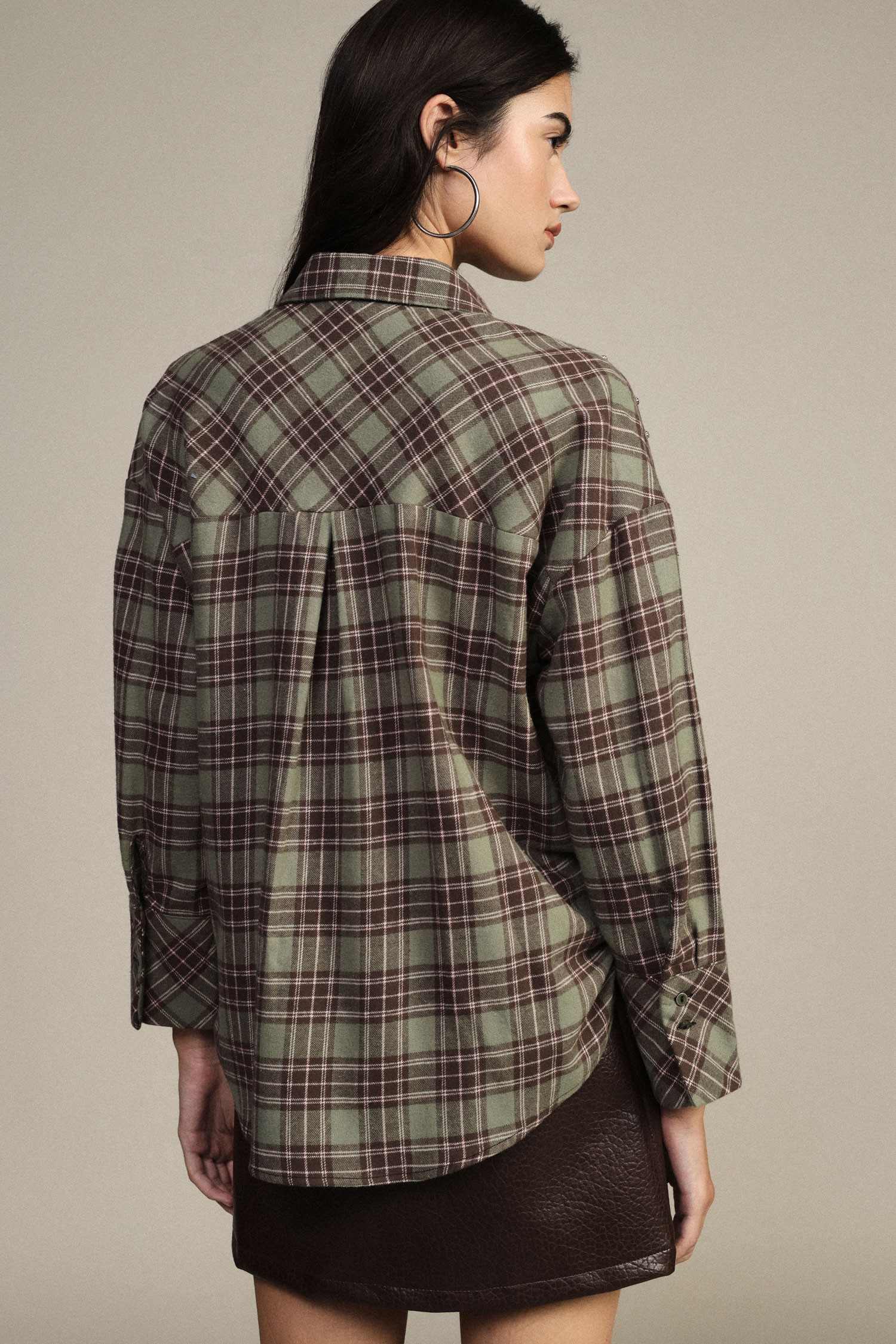 Camicia A Quadri Con Borchie E Tasca Frontale Dixie