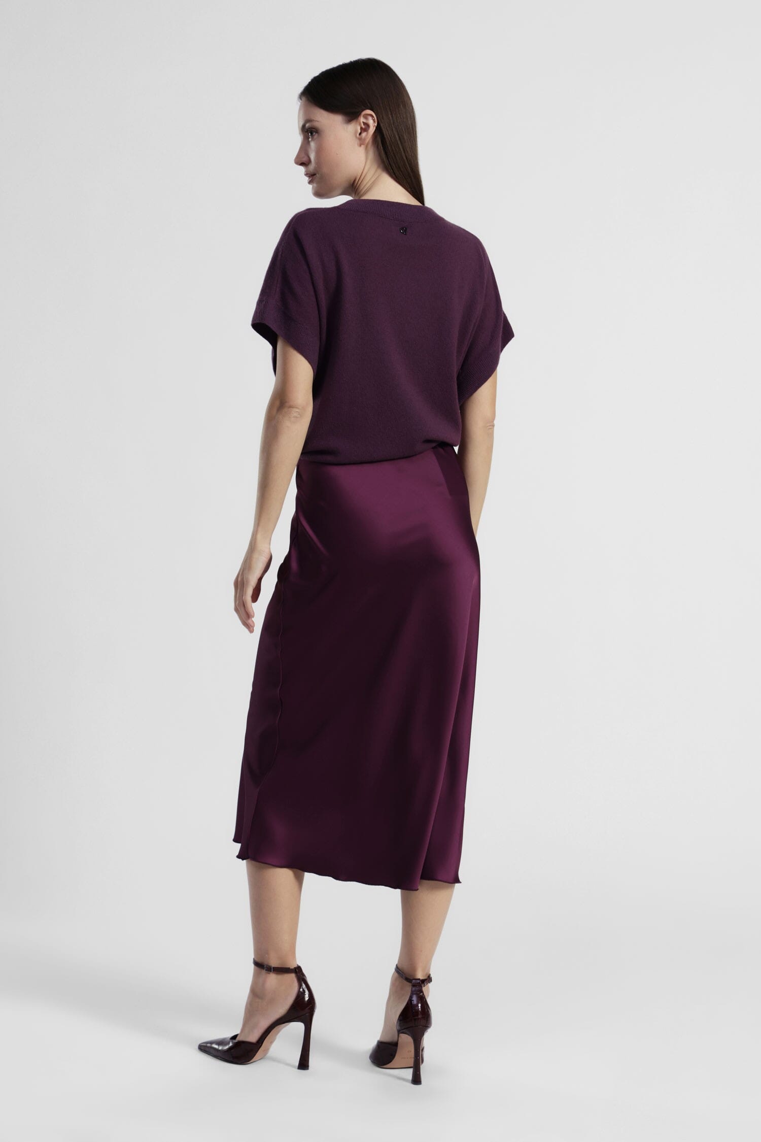 Jupe midi évasée unie, taille moyenne, modèle Dixie