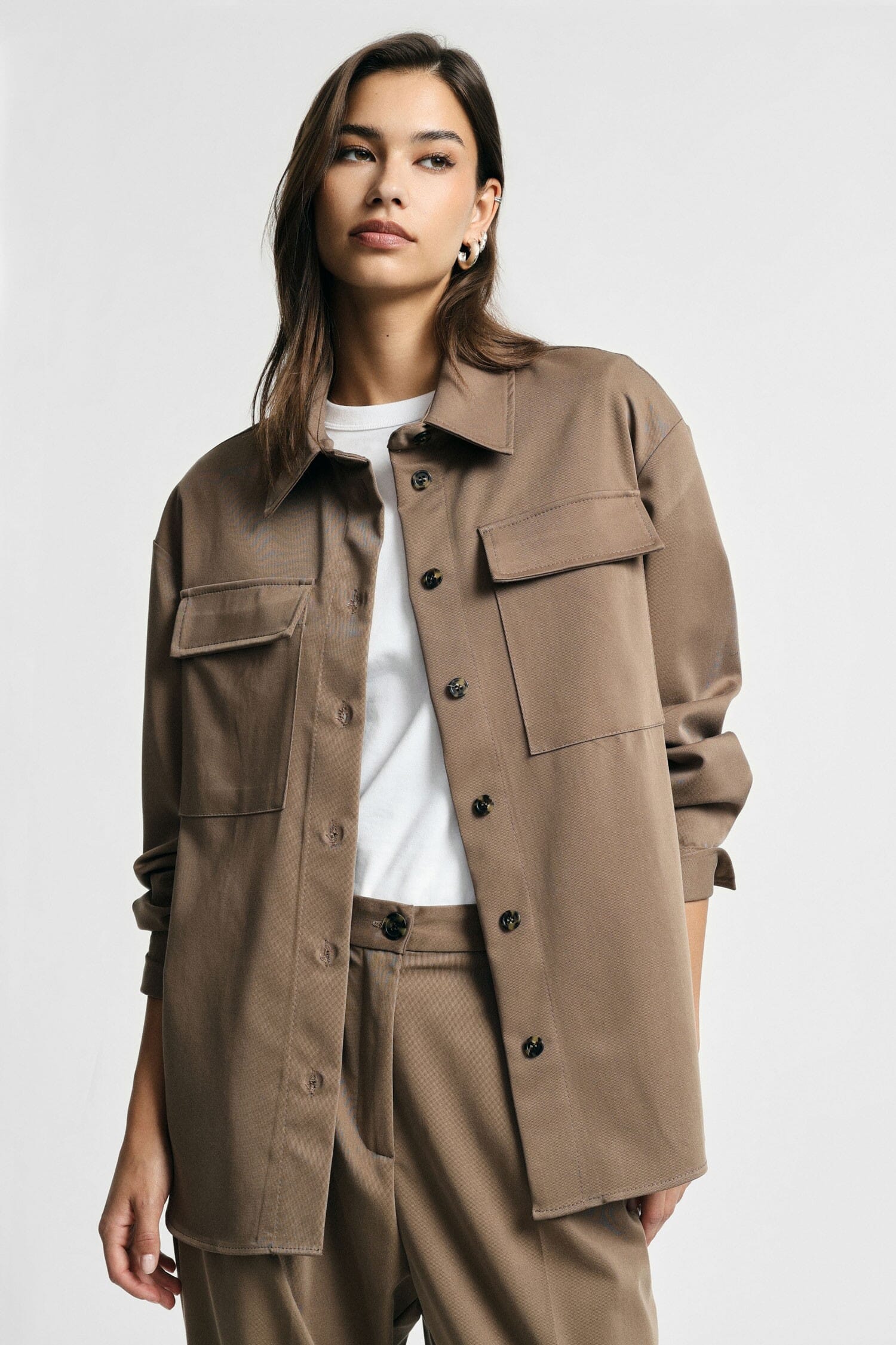Regular-fit shirt with patch front pockets – Please