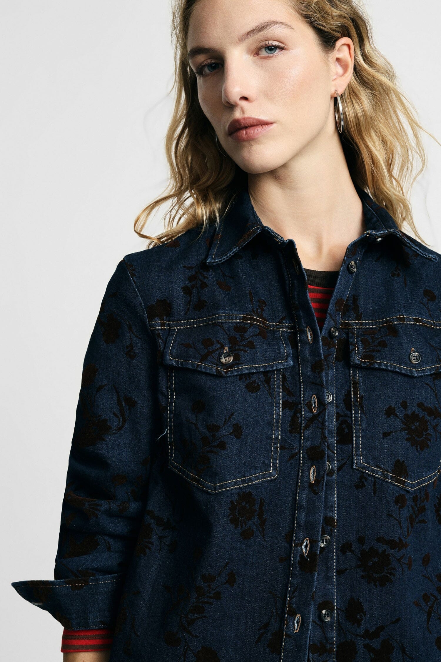 Denim Shirt with Floral Pattern and Pockets – Please