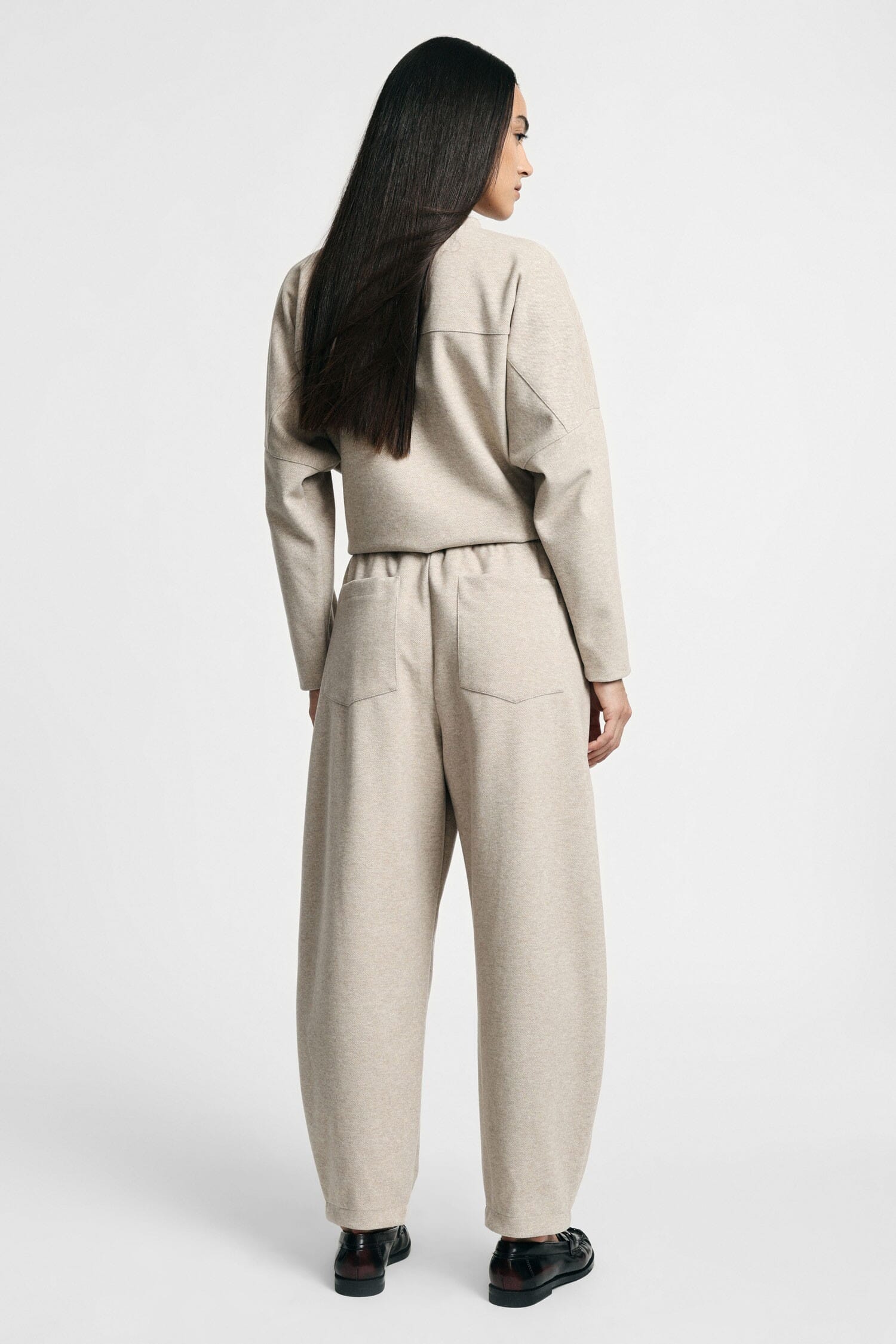 Pantalon de jogging ajusté avec cordon de serrage et poches latérales Please