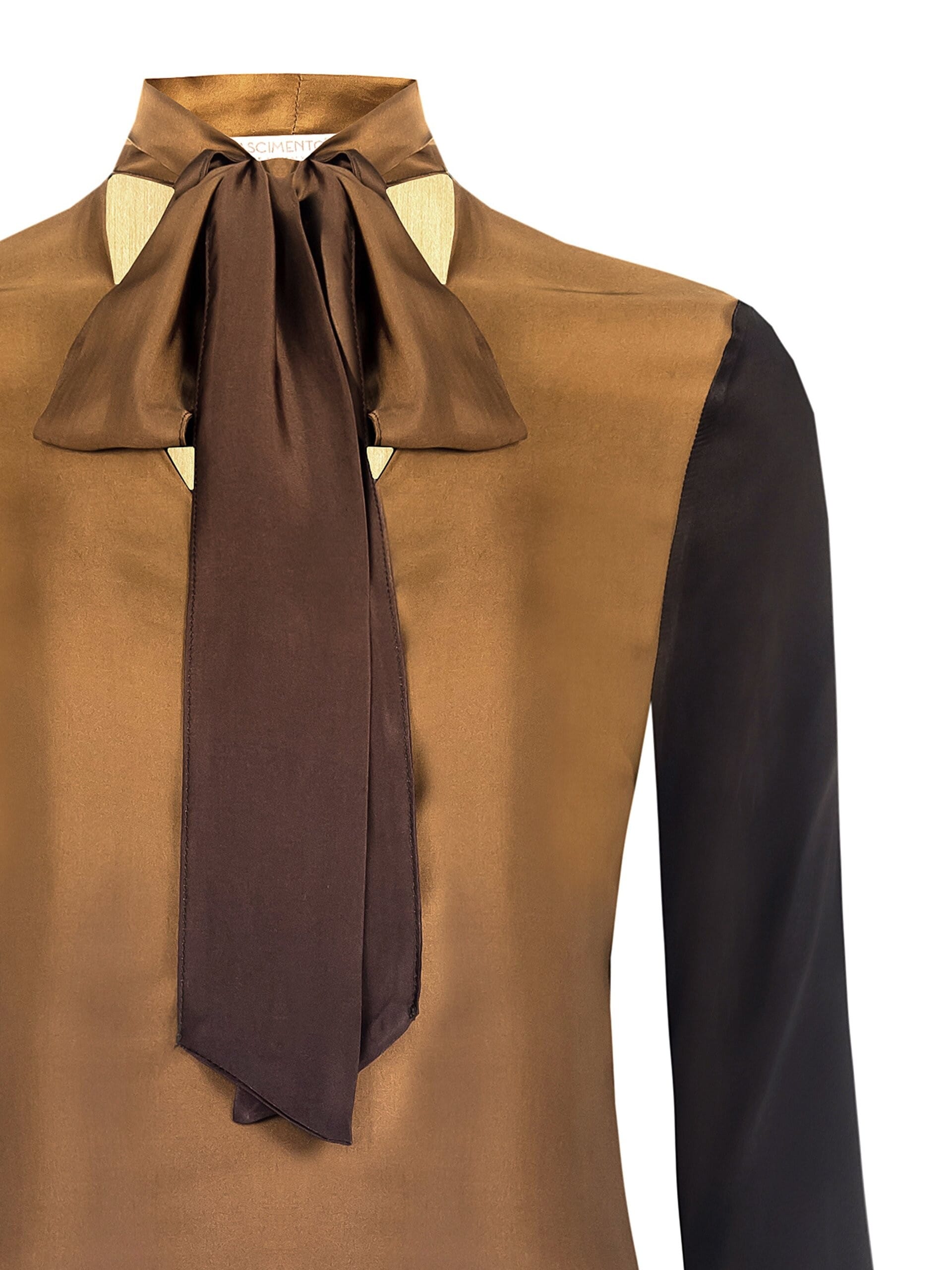 Blouse longue cintrée en satin, avec encolure en V et nœud « Rinascimento »