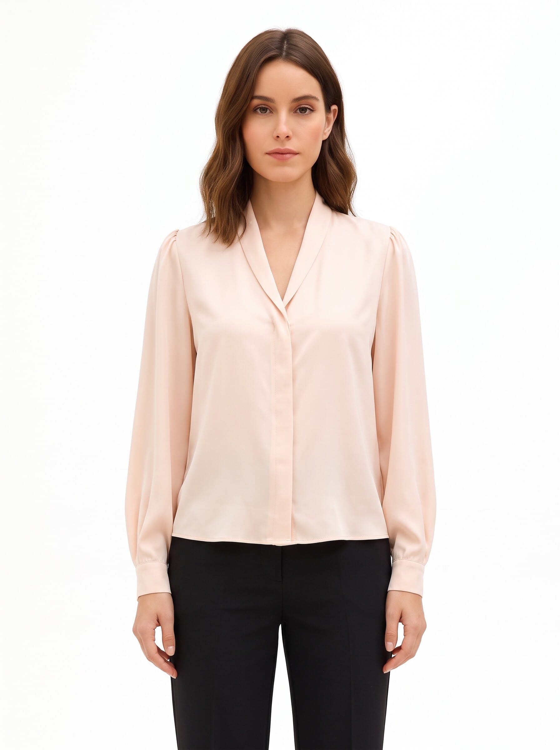 Blouse en satin mat à encolure en V et boutons dissimulés « Rinascimento »