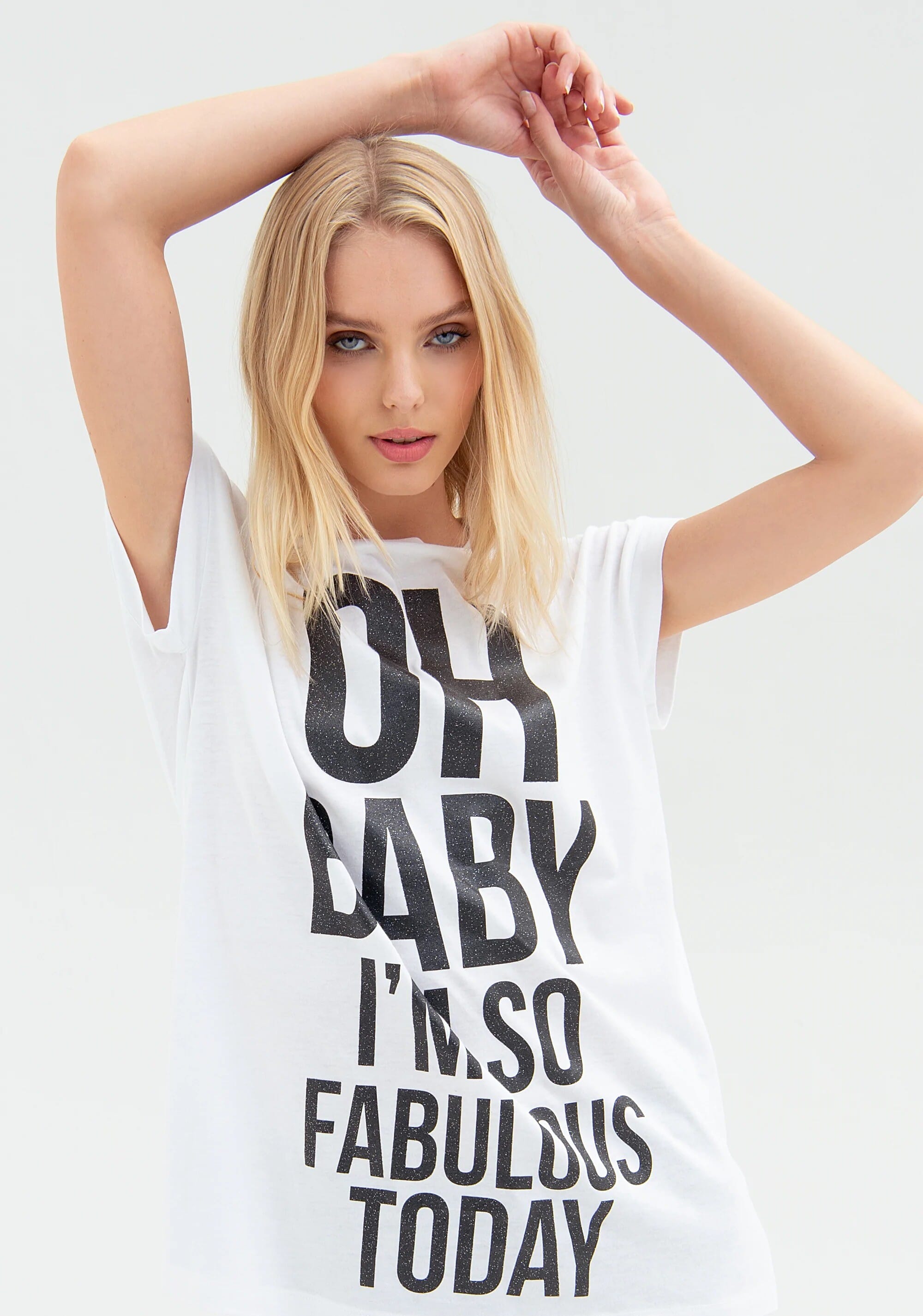Vesti best sale t shirt