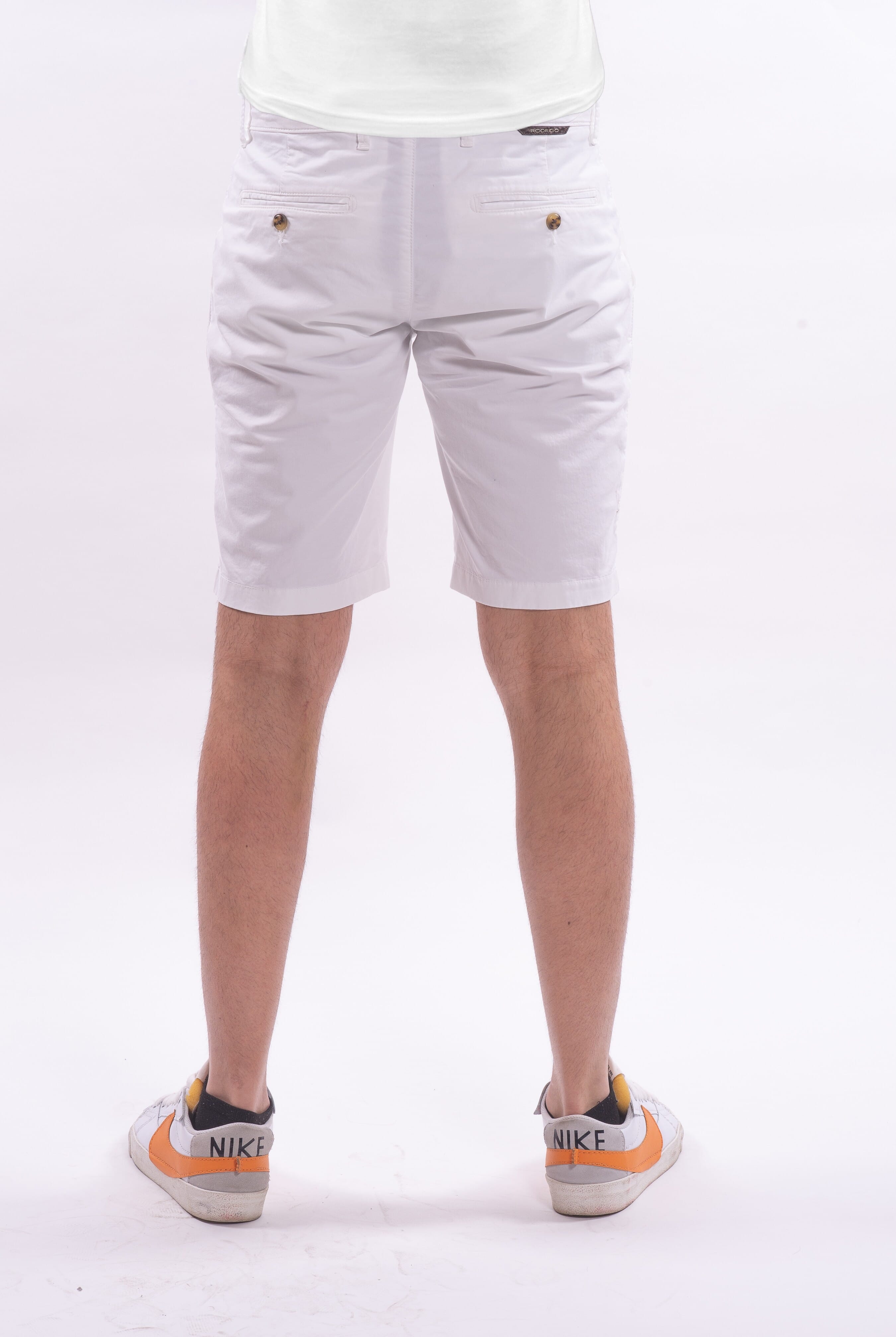 Pantalone Modello Bermuda Rodrigo