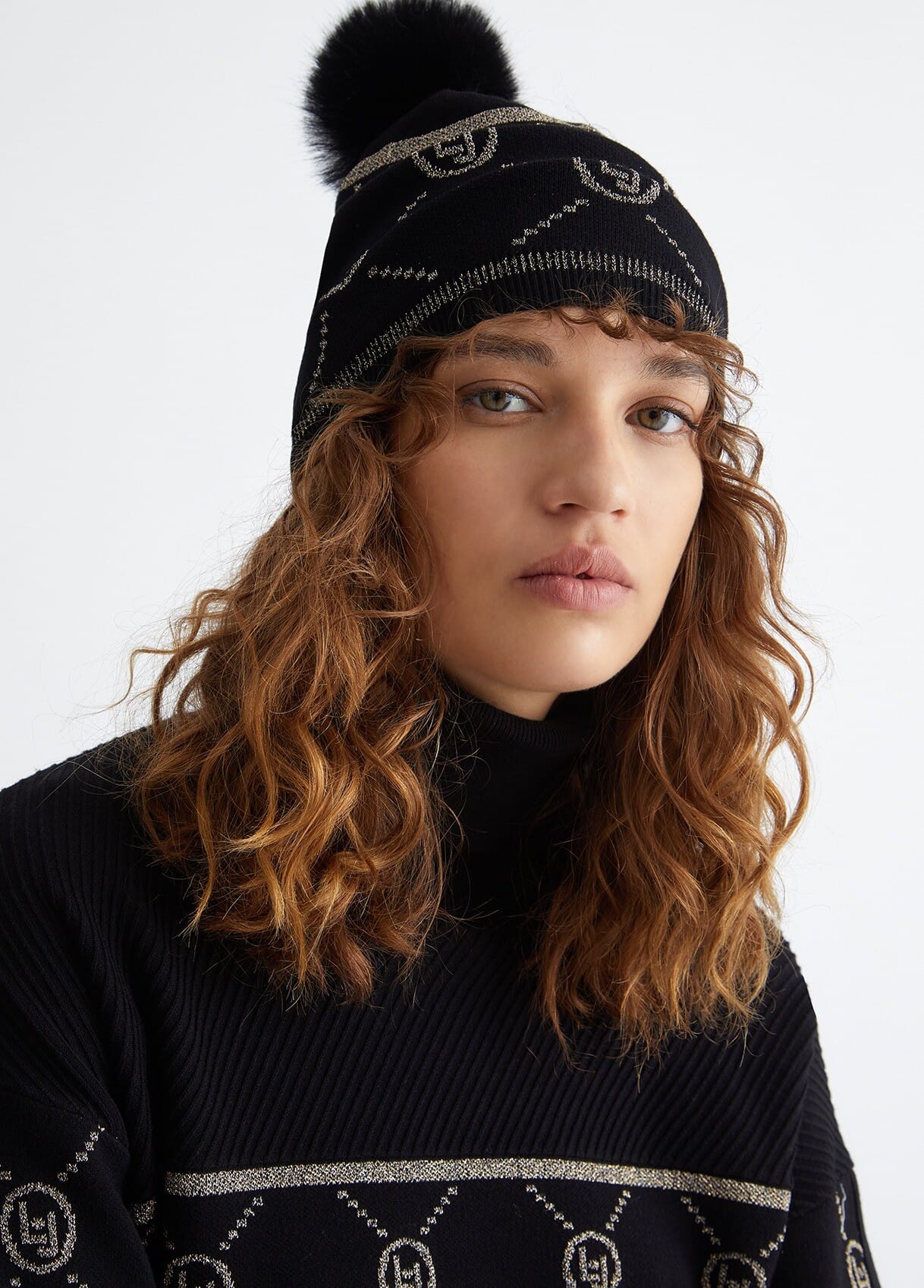 Jacquard Cap With Liu jo Logo Vestiti Firmati Life Smiles
