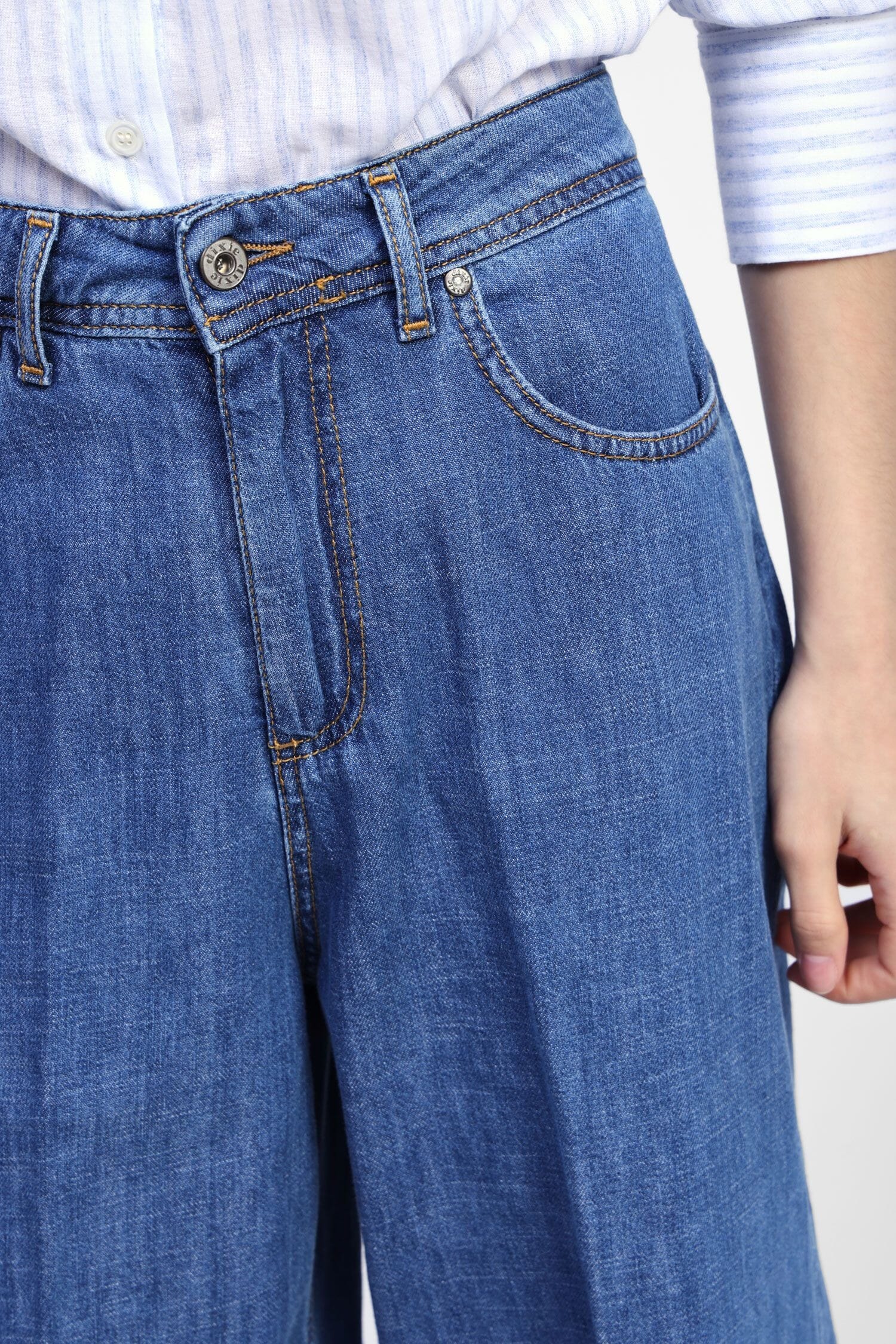 Jeans A Gamba Larga Dritta E Vita Alta Dixie