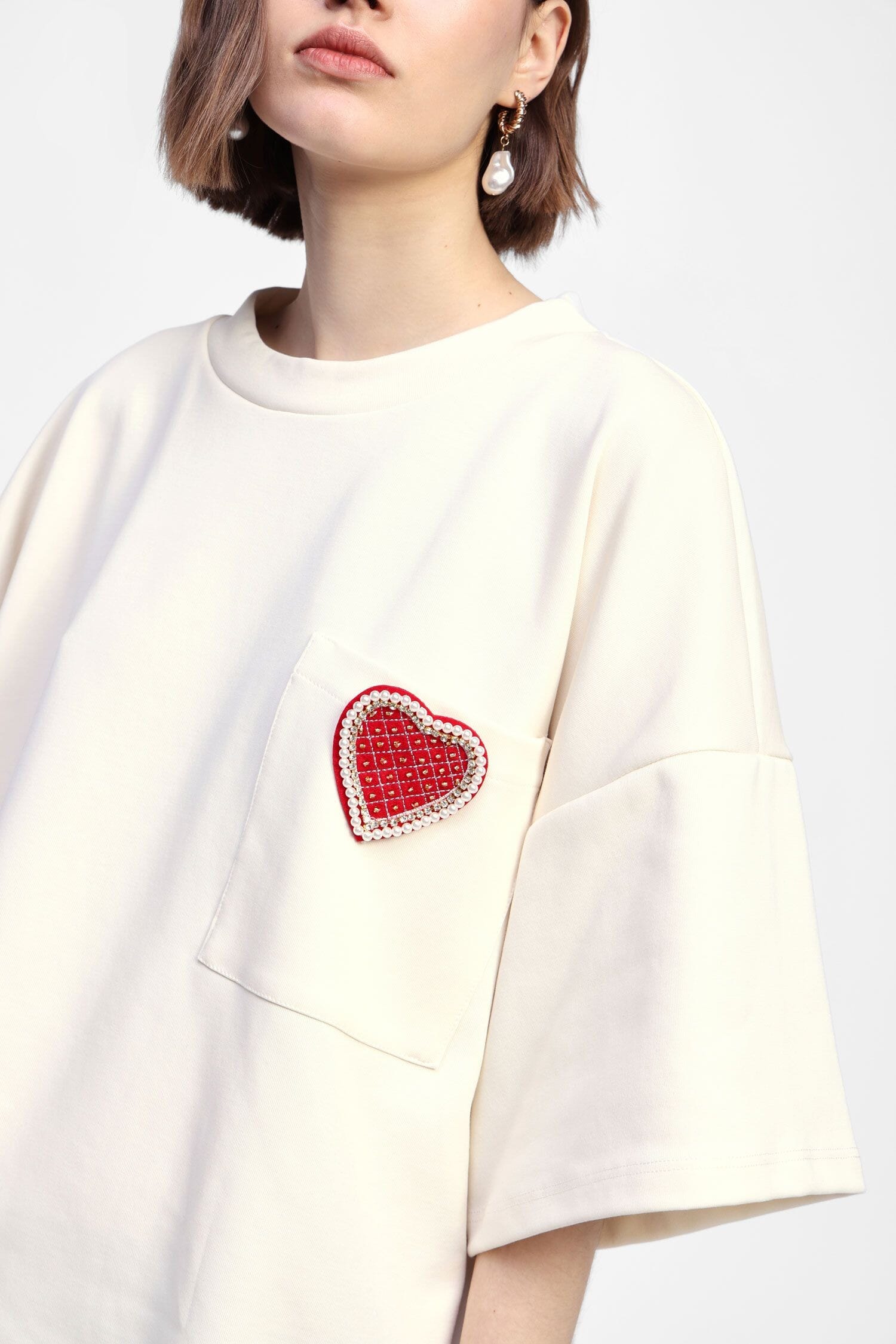T-Shirt Oversize Manica Corta Con Cuore Decorato Dixie