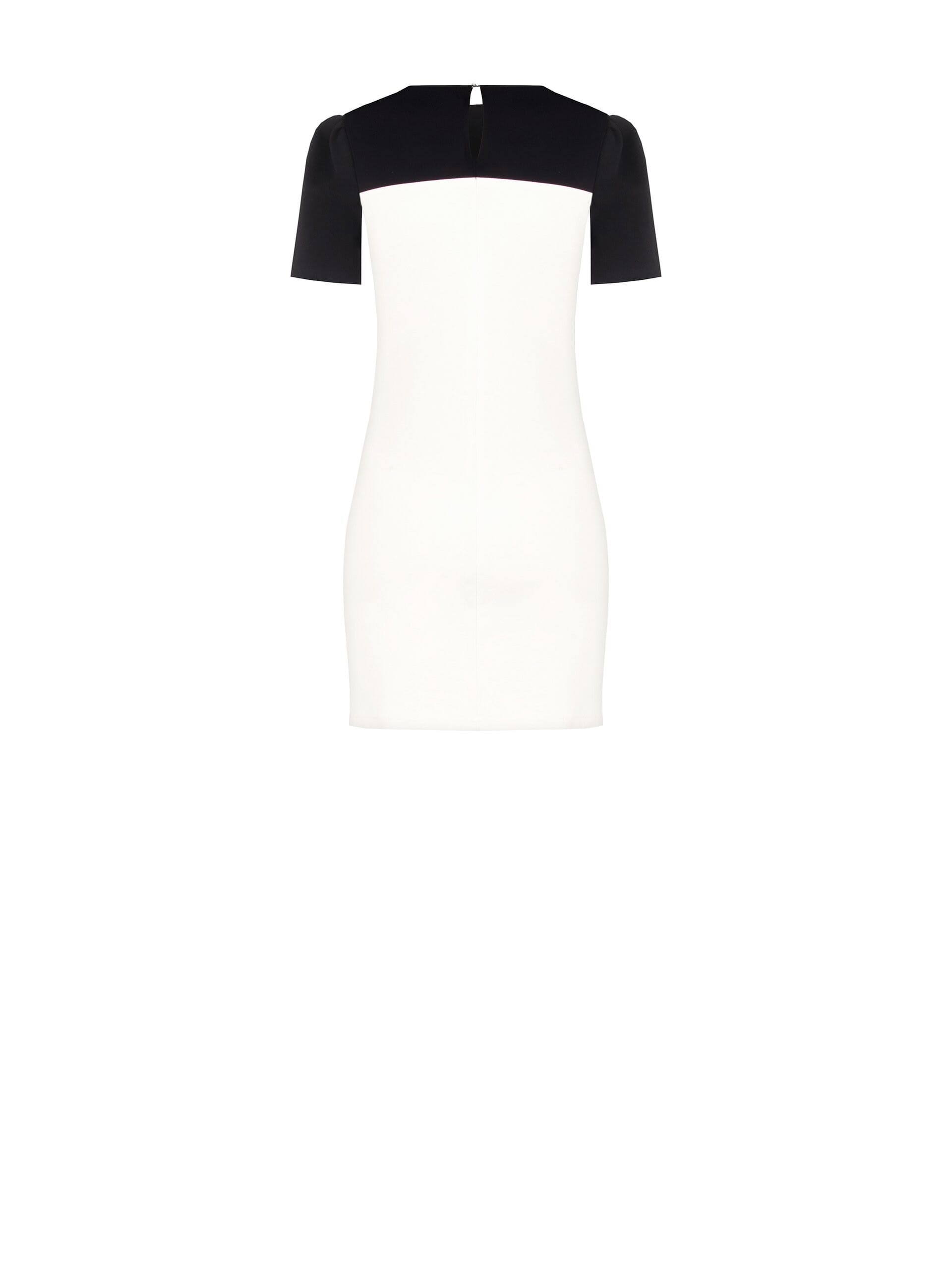 Abito Corto Aderente In Punto Milano Con Dettaglio In Perle E Pizzo Rinascimento