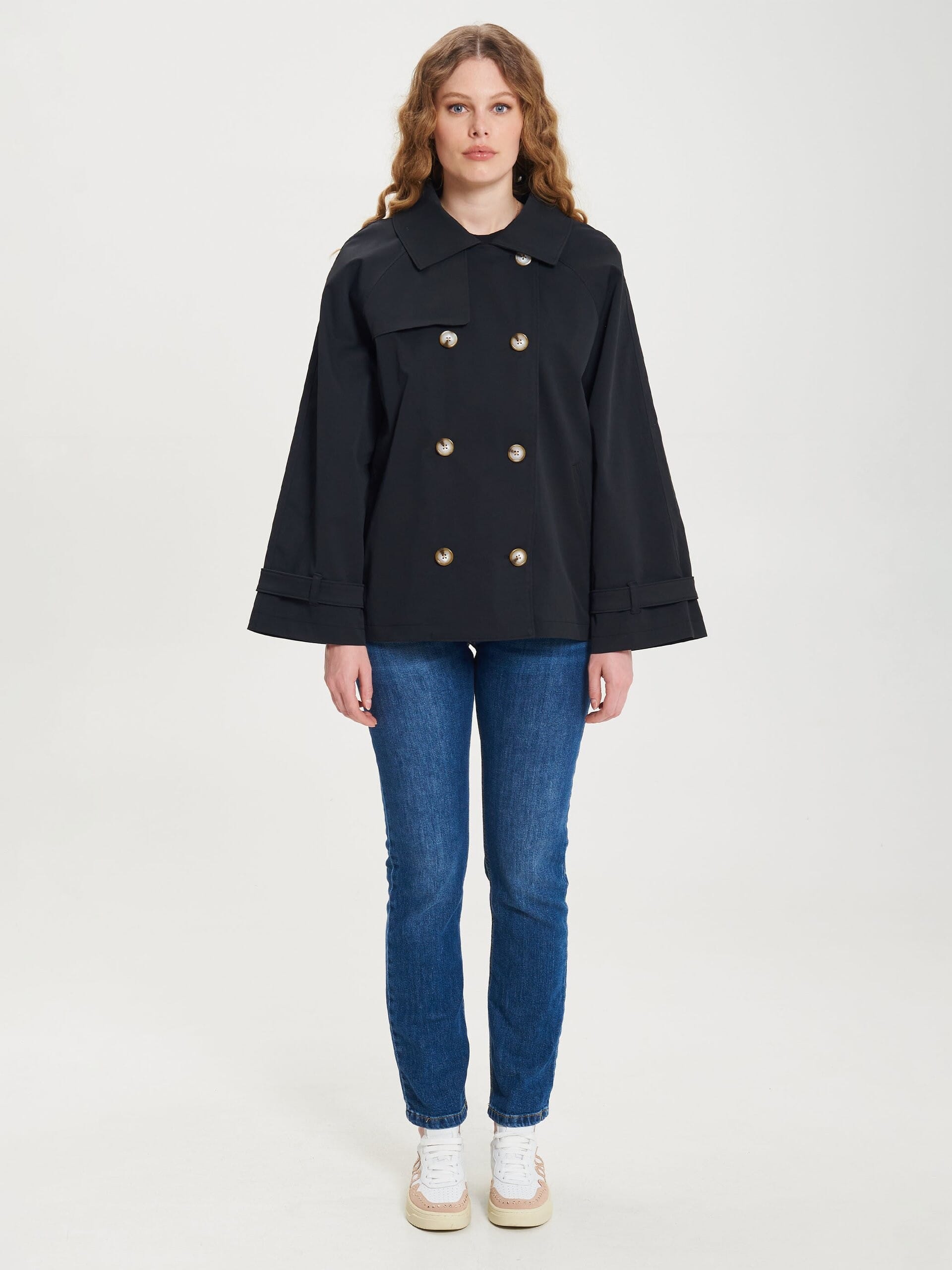 Cappotto Corto Ampio Stile Trench Rinascimento