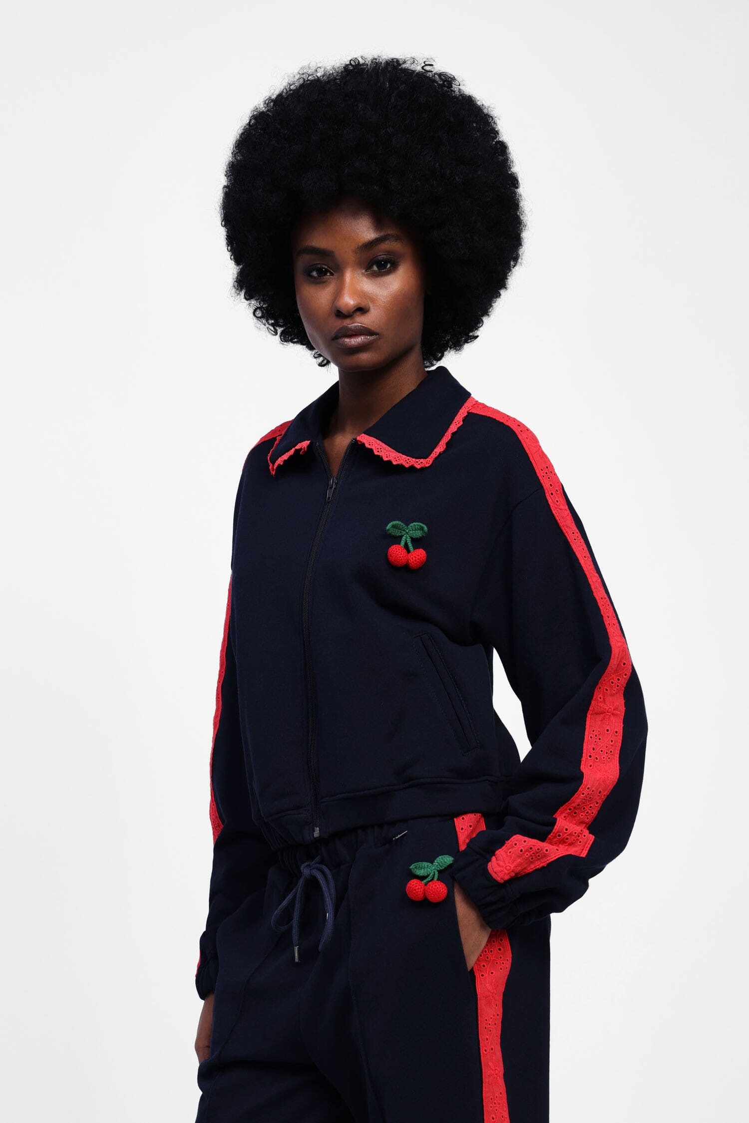 Giubbotto Con Colletto E Dettagli Ricamati Dixie