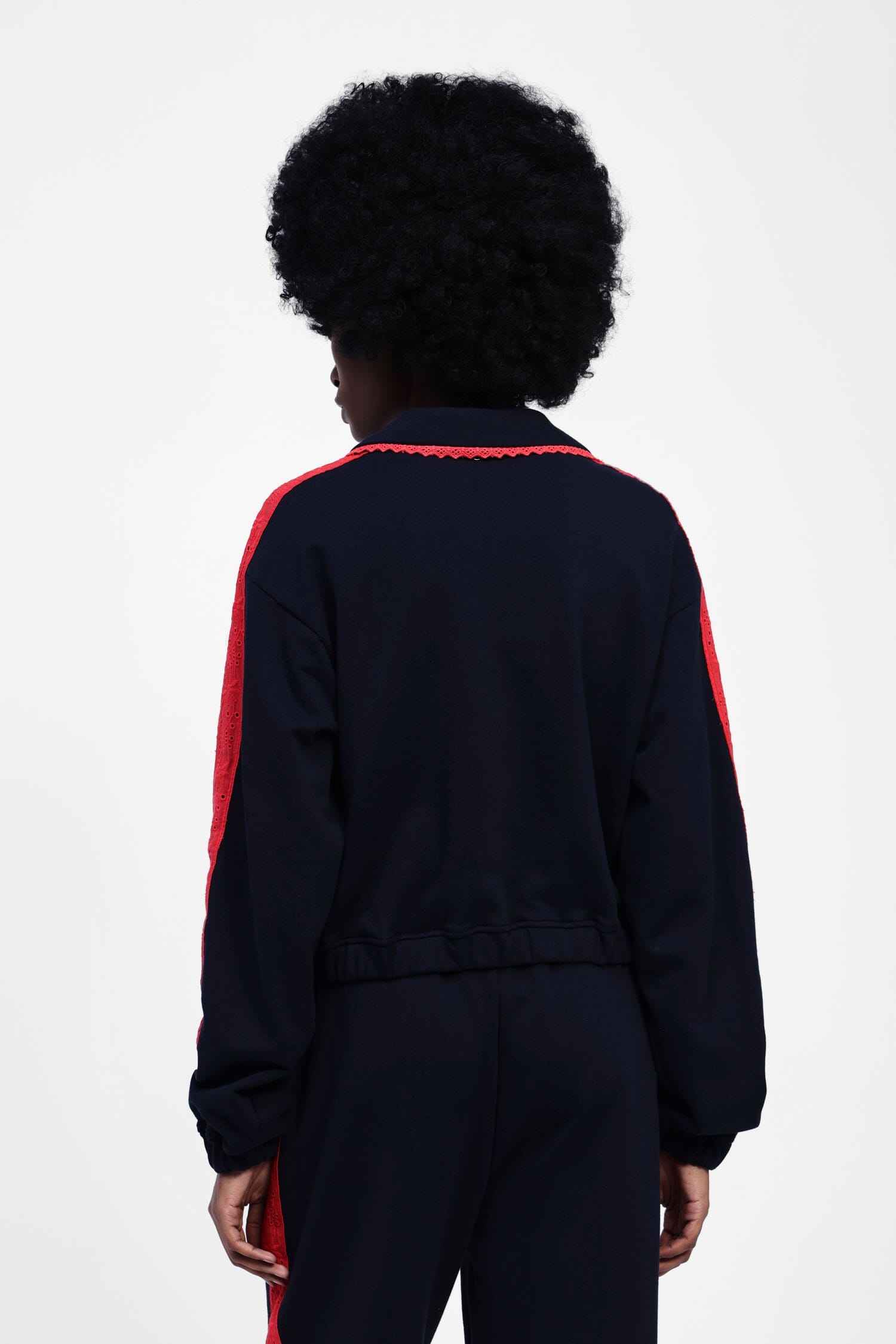 Giubbotto Con Colletto E Dettagli Ricamati Dixie