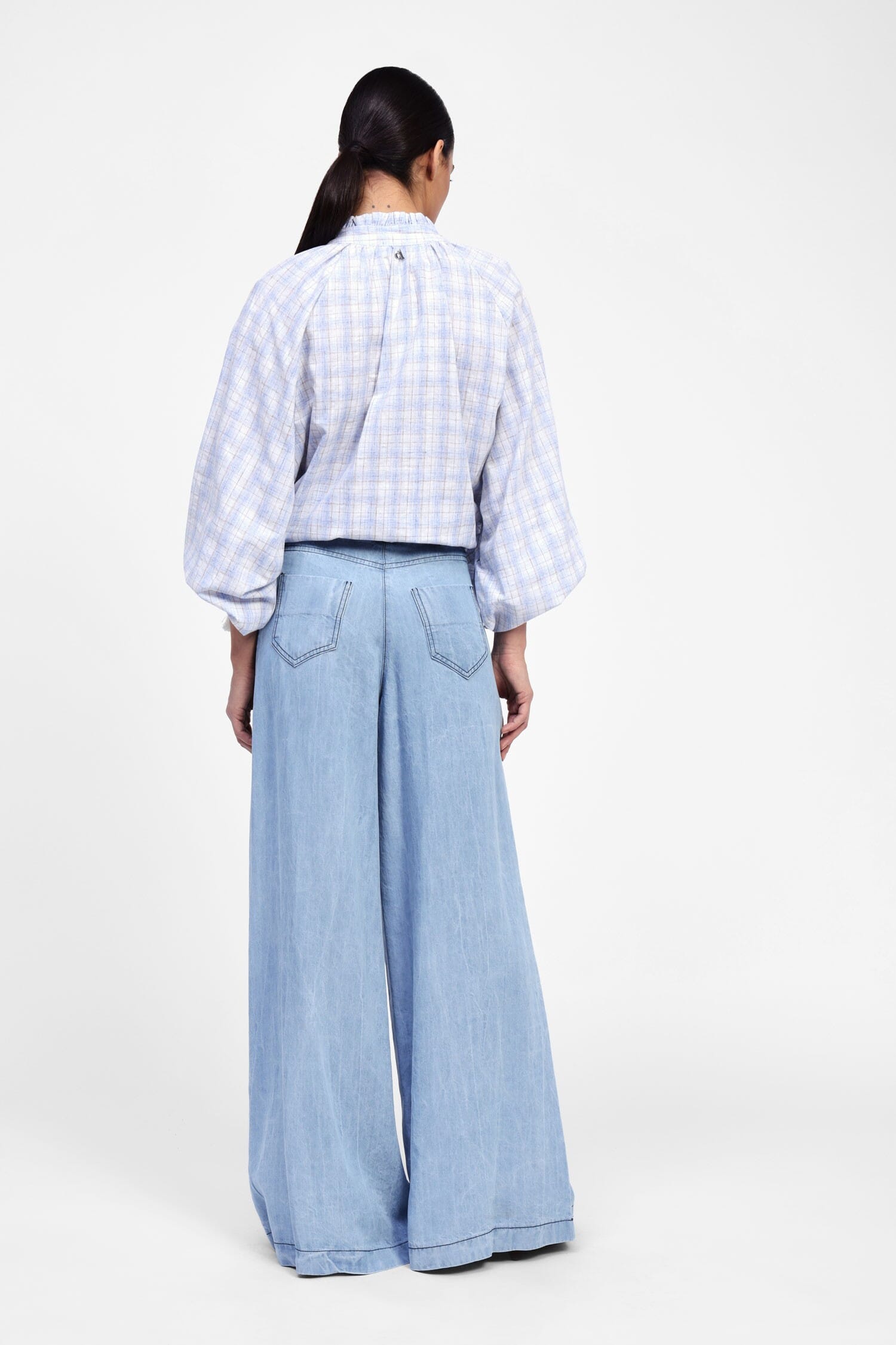 Jeans Ampi Con Cintura Decorativa Dixie