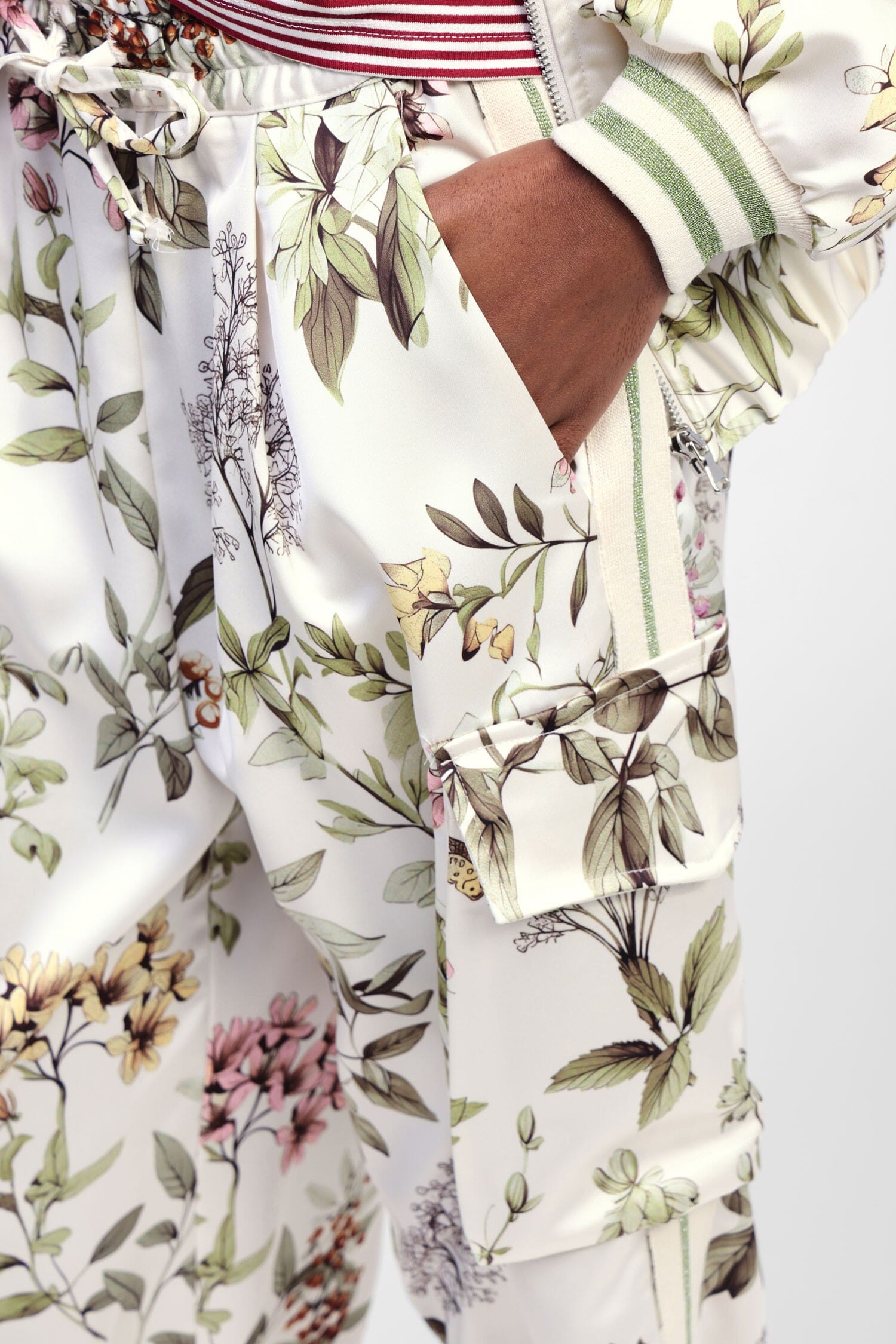 Pantaloni Ampi Con Stampa Floreale Dixie