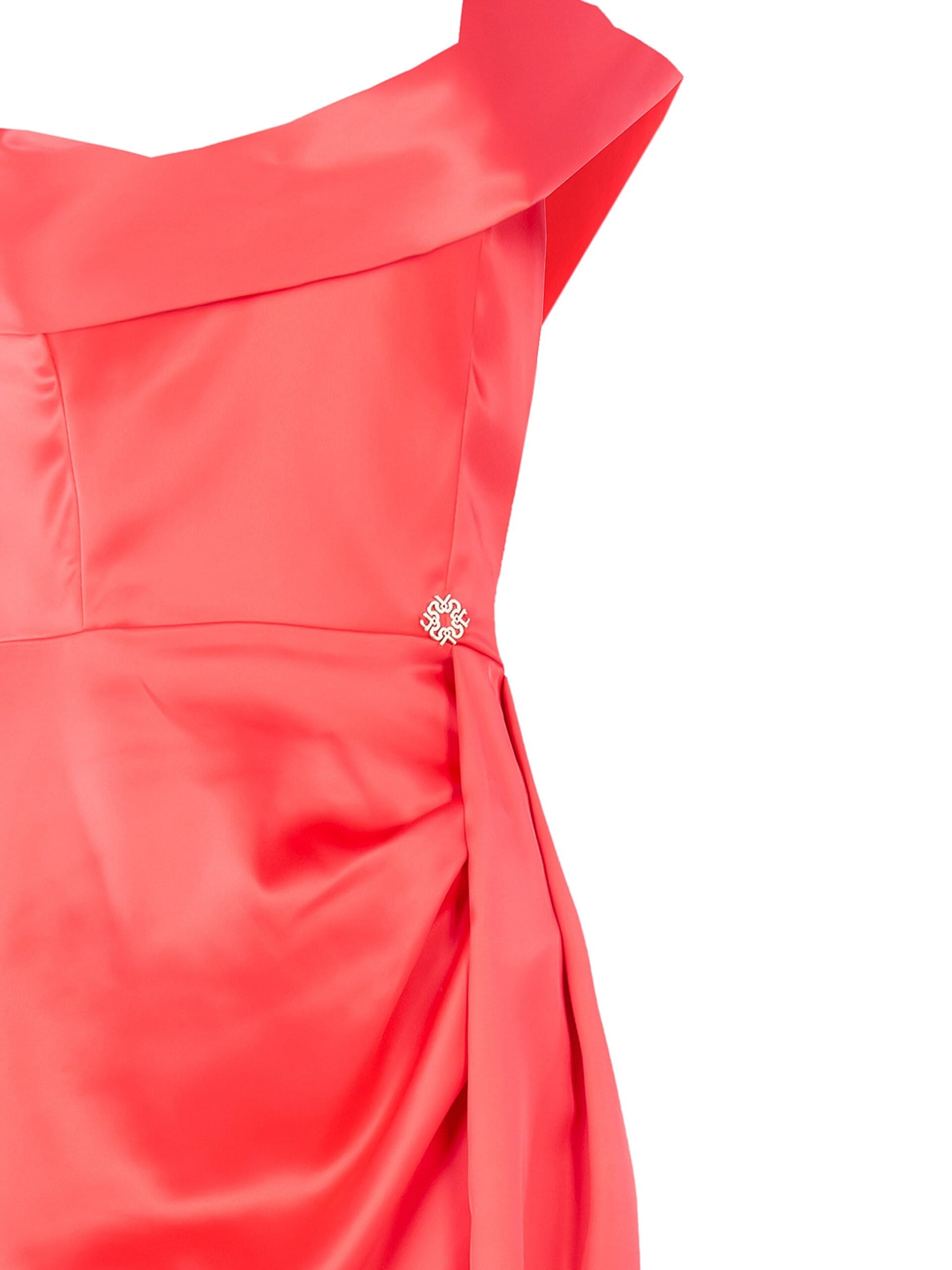 Abito Lungo Monospalla In Raso Con Spacco Rinascimento