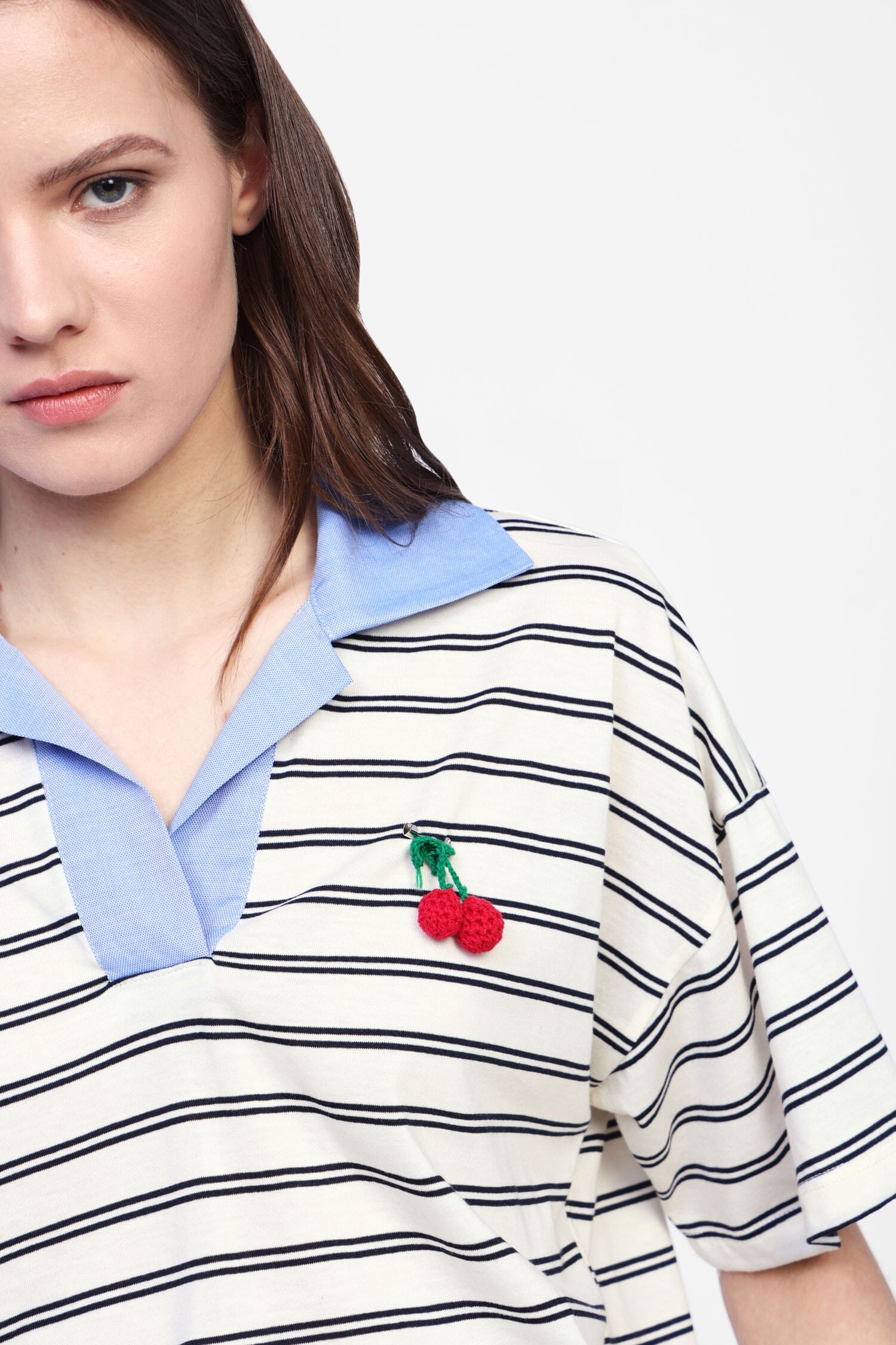 T-shirt rayé avec col et broderie Dixie