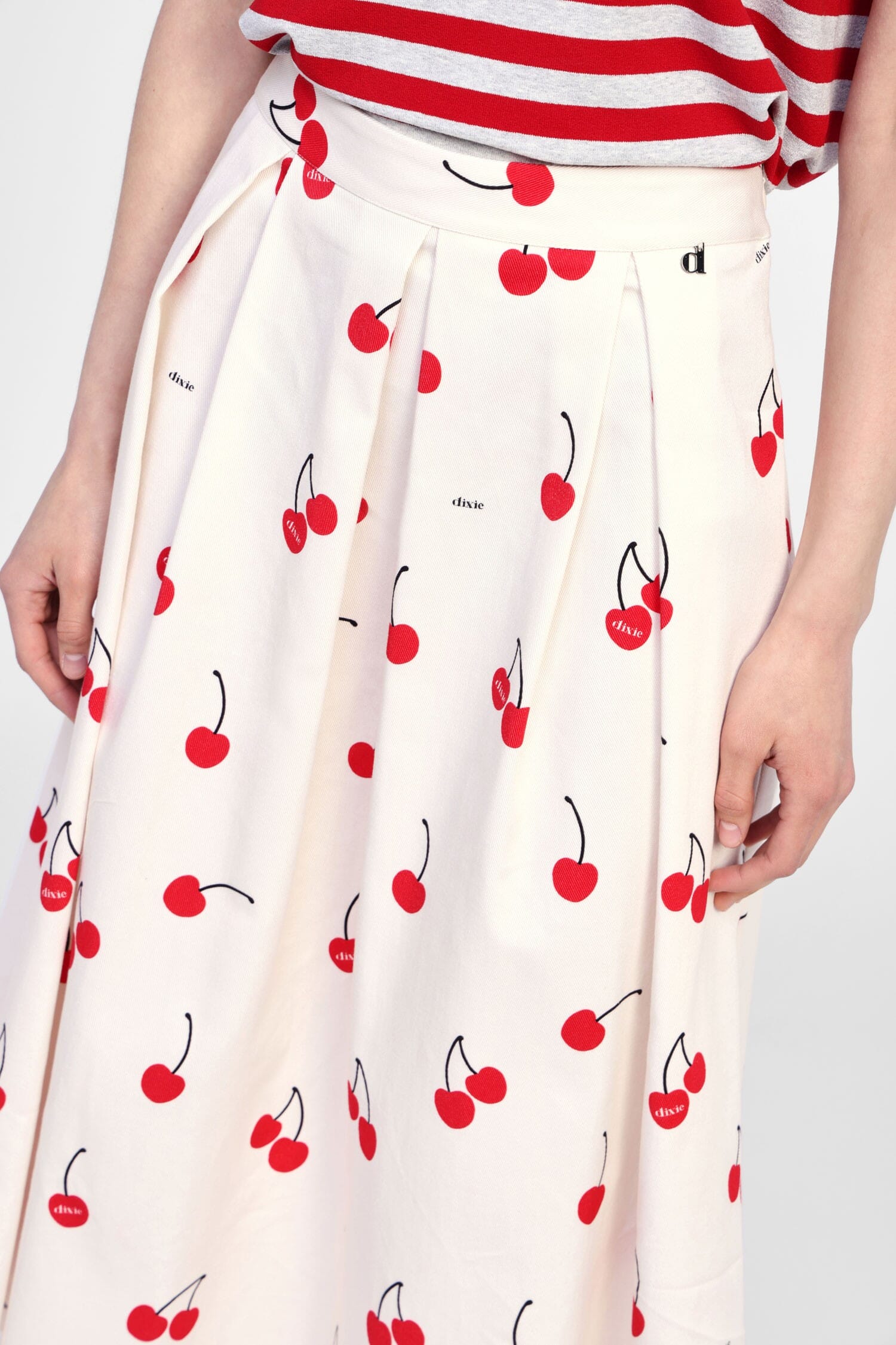 Dixie Fruity Print Pleated Skirt