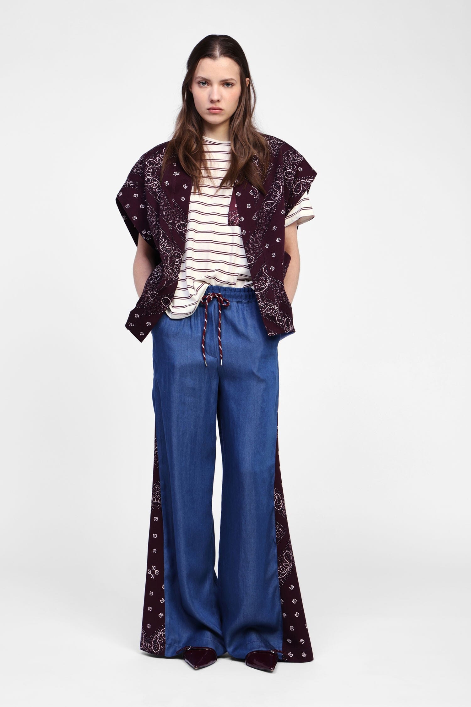 Jeans A Gamba Larga Con Coulisse E Banda Laterale In Fantasia Dixie