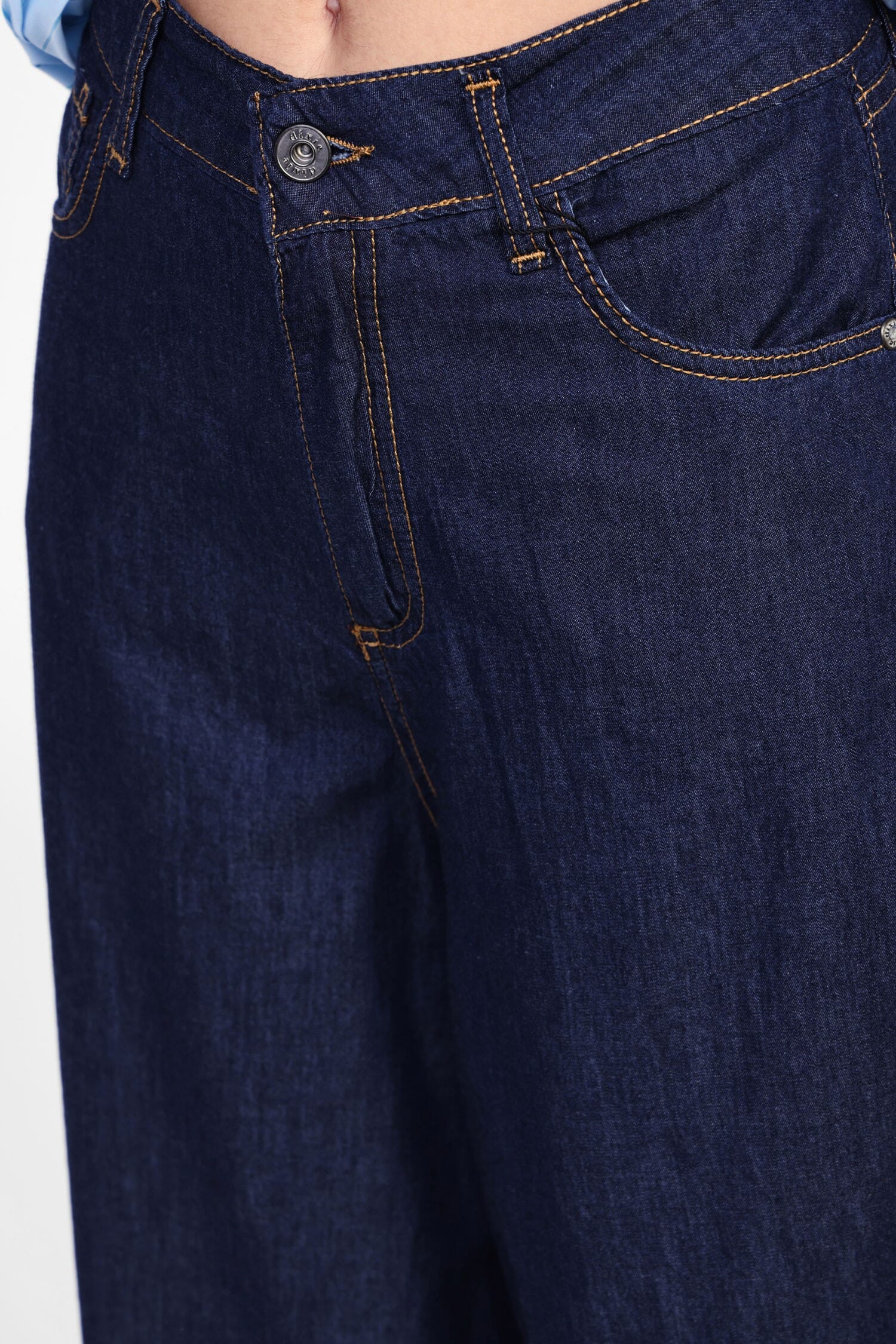 Jeans A Gamba Larga Con Cuciture Dixie